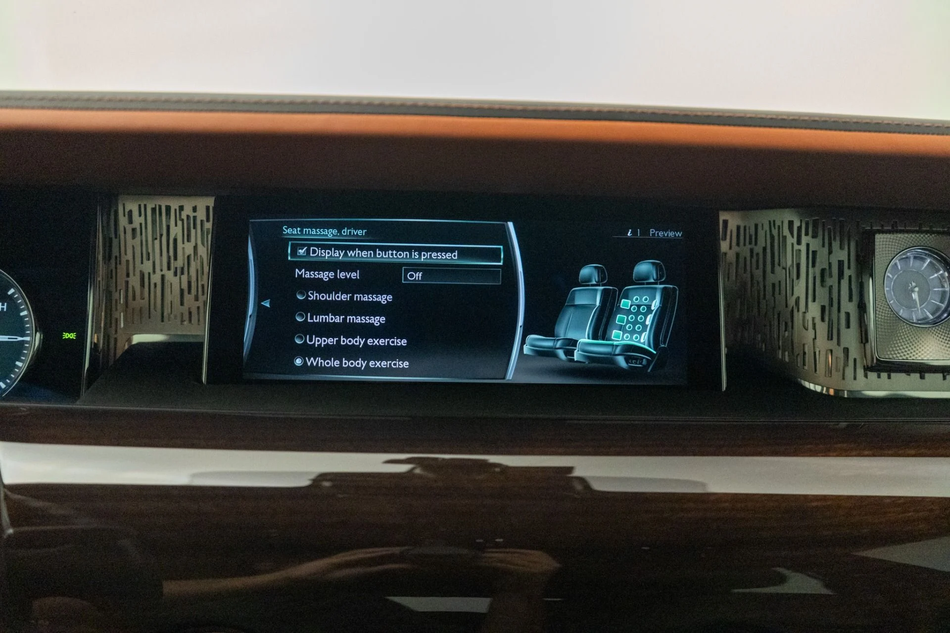 mph028_3935723674_Used_2019_Rolls_Royce_Phantom_The_Phantom_Package_Two_Tone_Paint_Bespoke_Audio_1785353671_124dab75ad