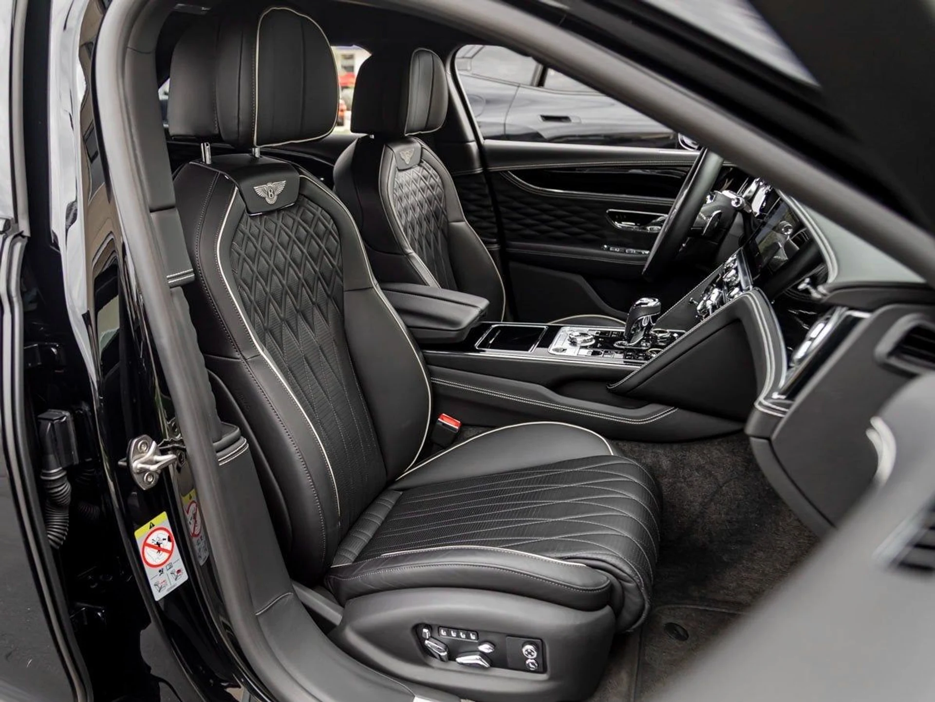 mph028_393876300_29_a9963b3293