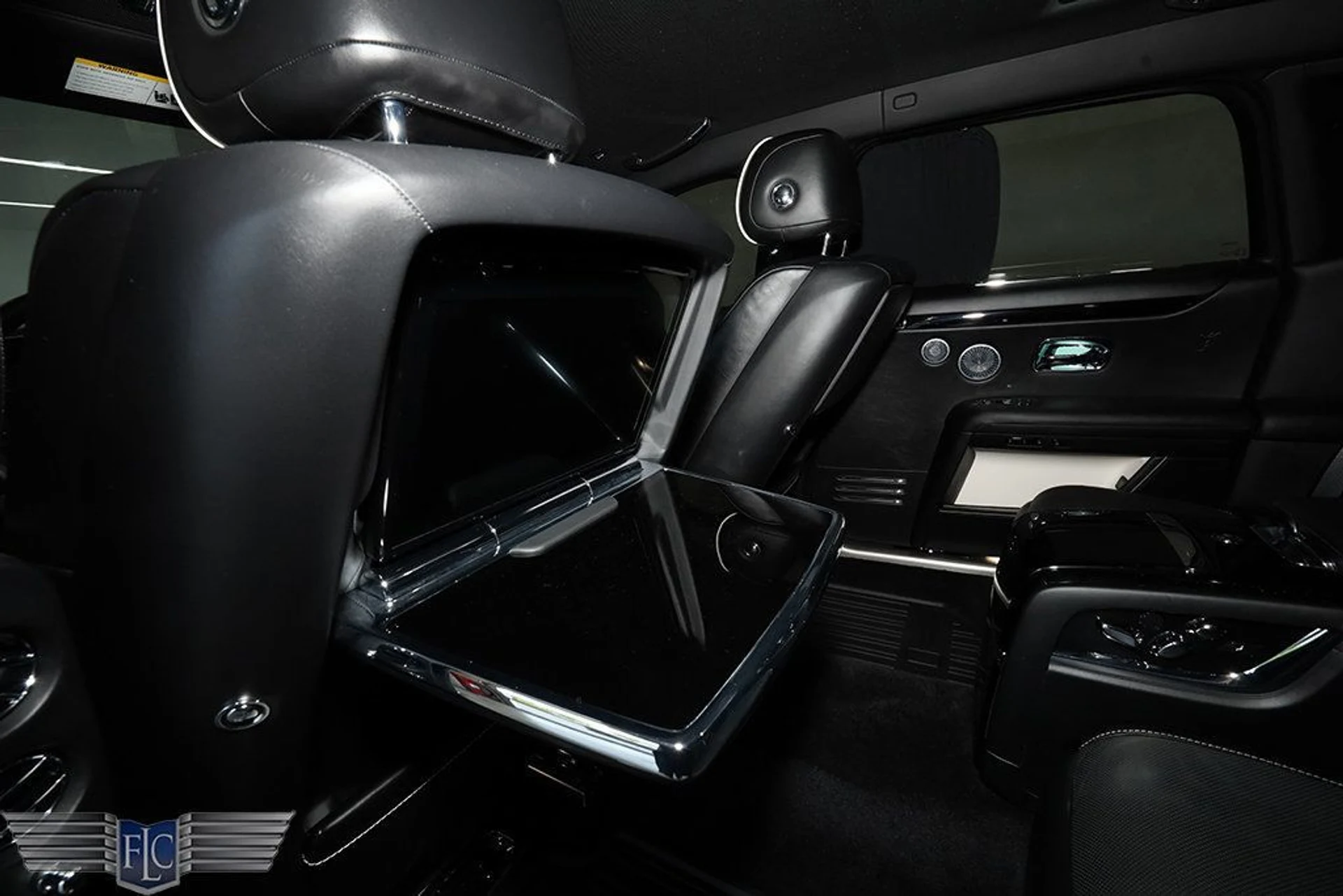 mph028_3939572320_used_2021_rolls_royce_ghost_ewb_sedan_9689_23033984_29_1024_571793f84a