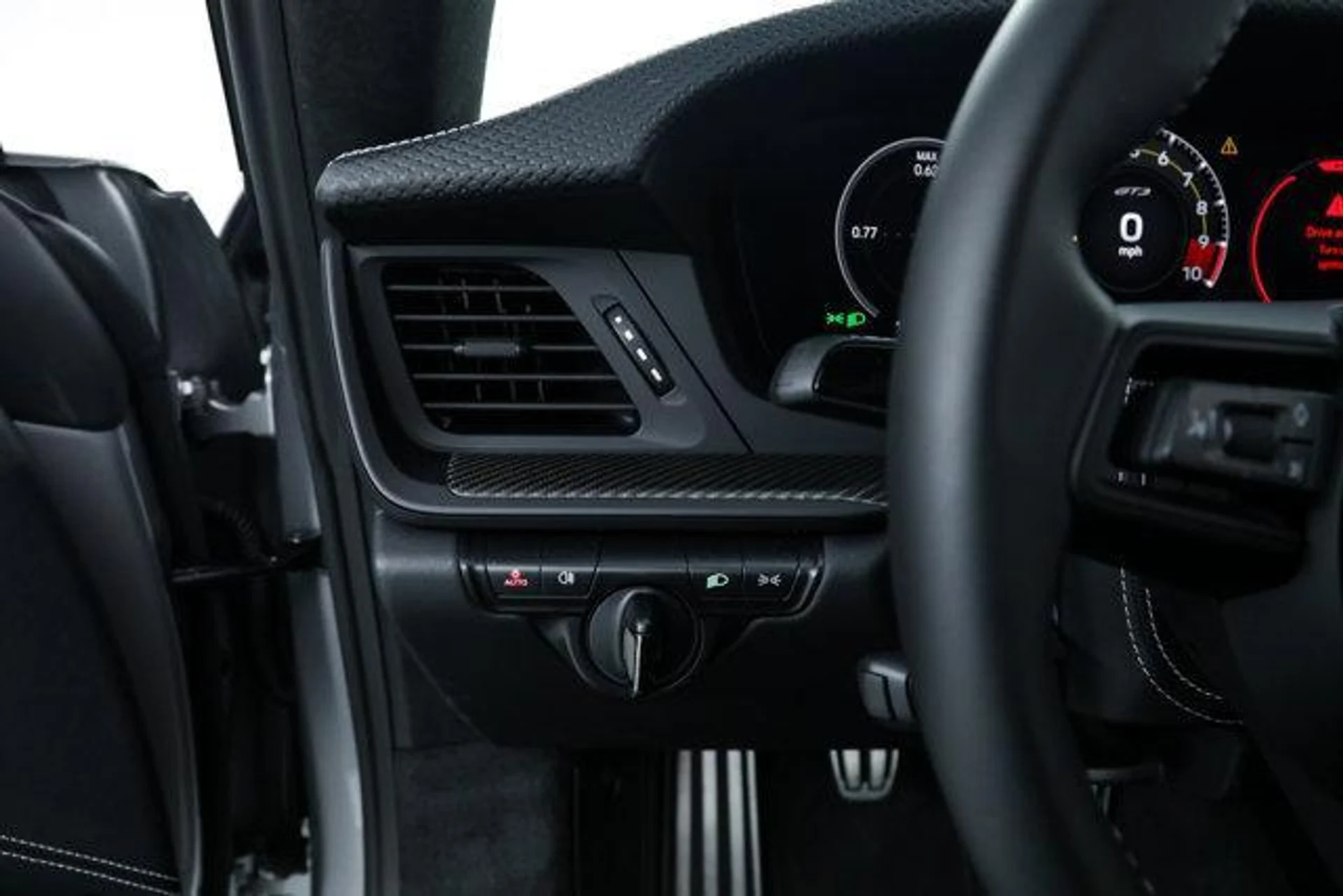 mph028_3939921262_KQW_Eezi03ey_XF_Jeh_ANF_Kqs_Y8_00c27603b7