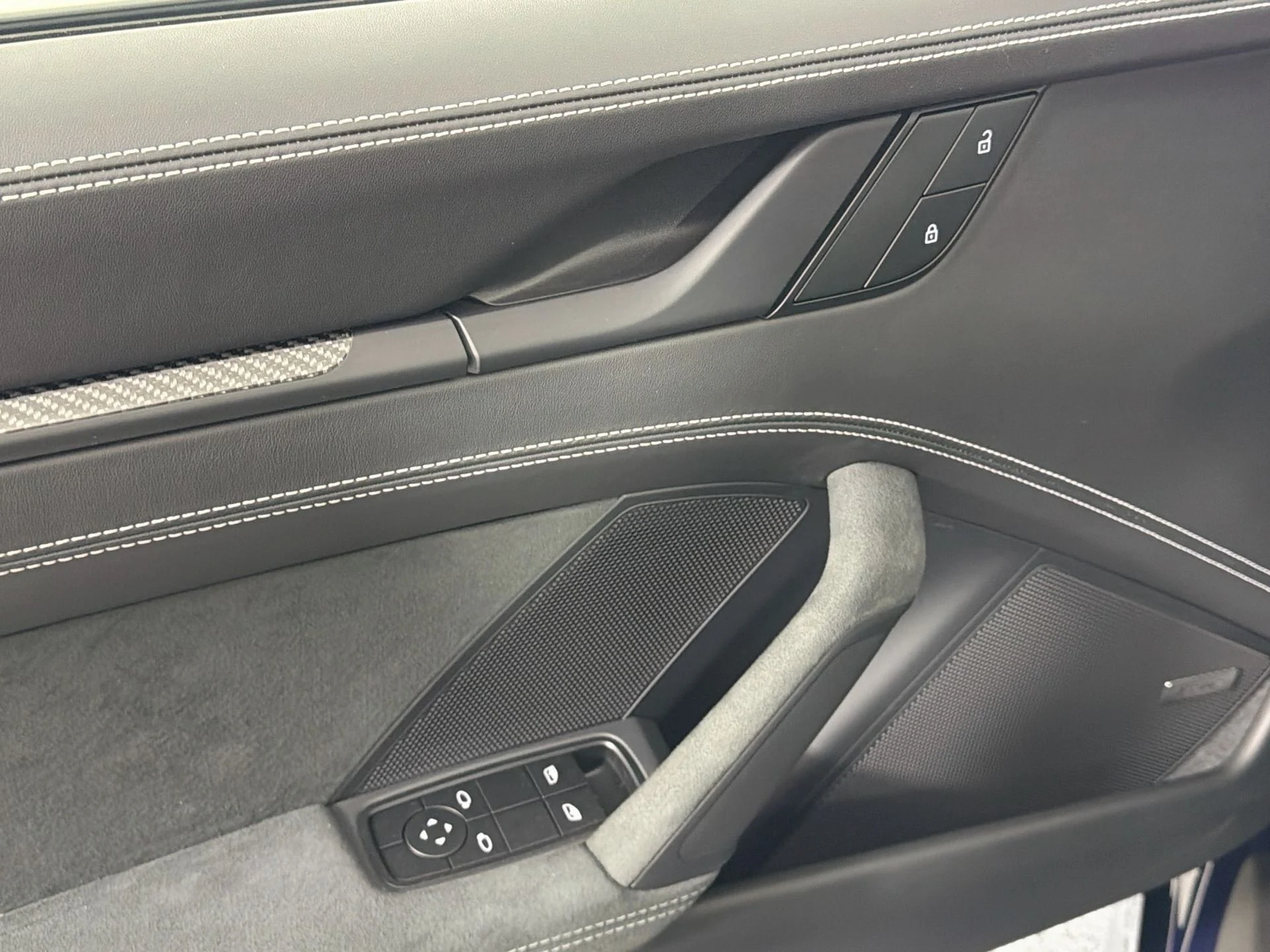 mph028_3942716750_f8d6c20c3eb616d19be2b96630ab492d_444529d0bb