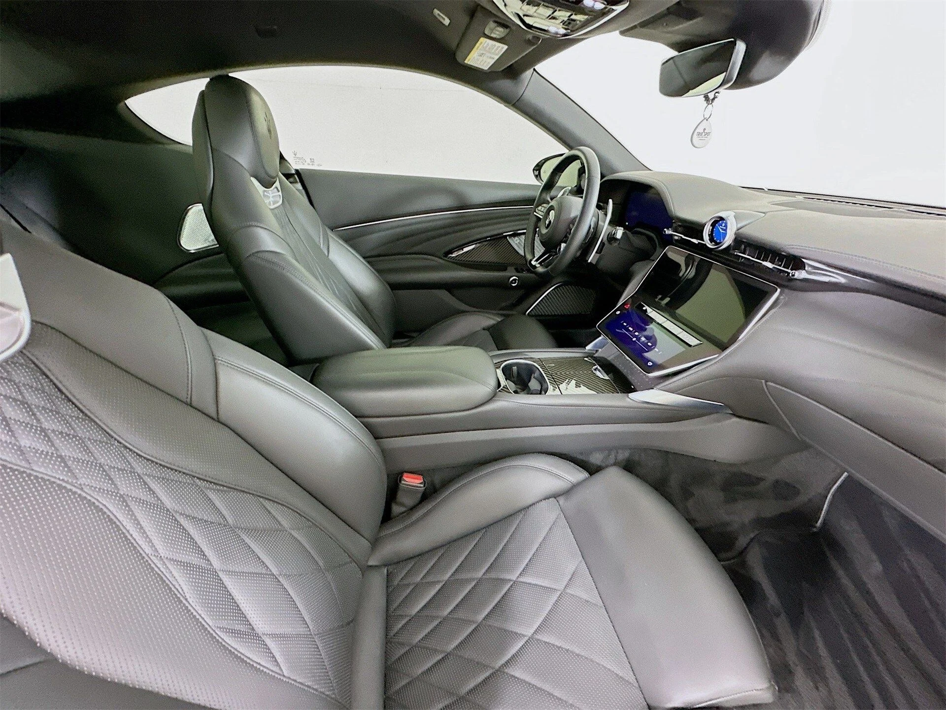 mph028_3943495032_6013bd068709f569b97fe0c6b4105d56x_b64b1d6063