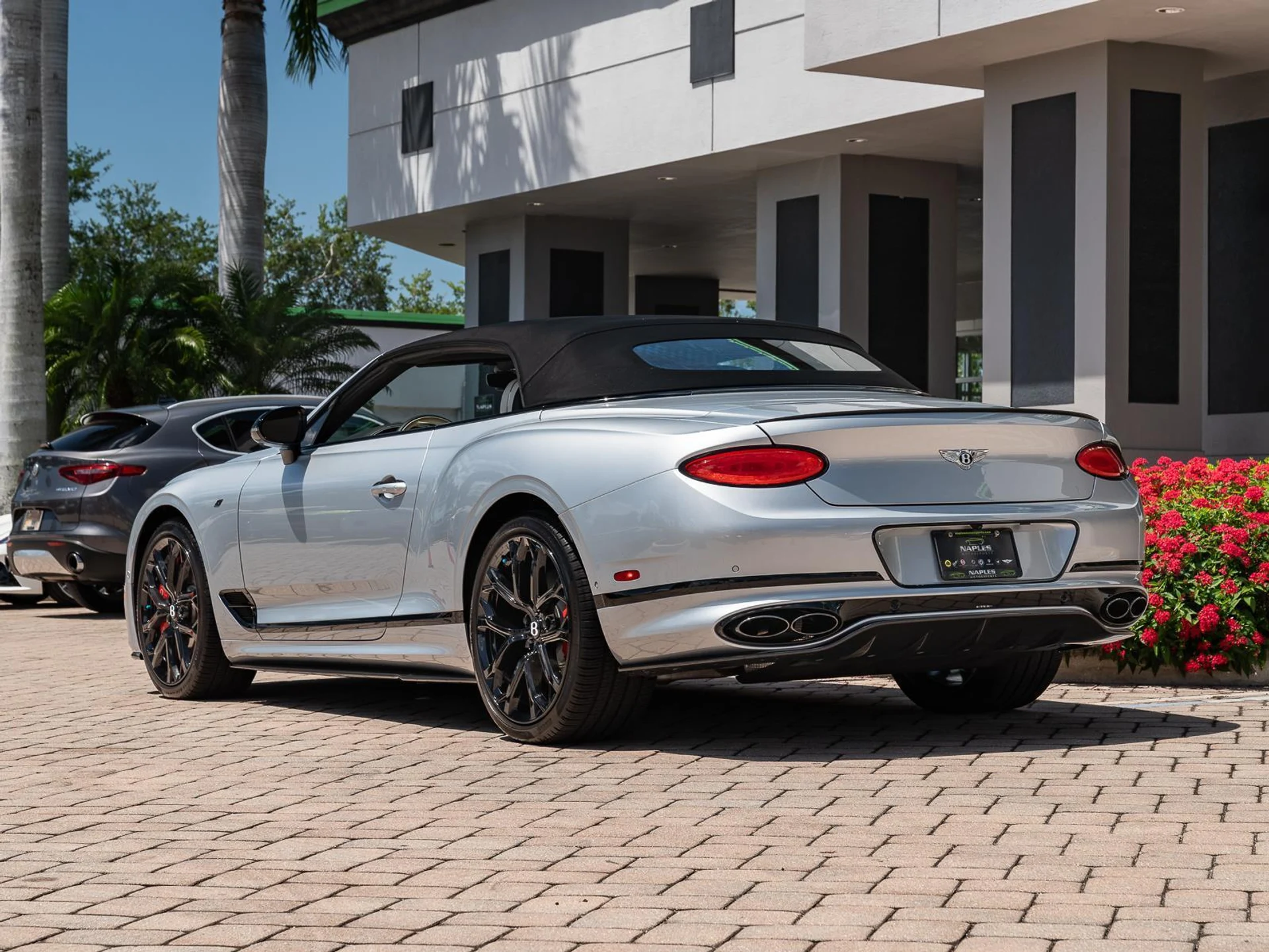 mph028_3943549199_Used_2023_Bentley_Continental_GTC_S_GT_V8_1777583229_48e42b919e