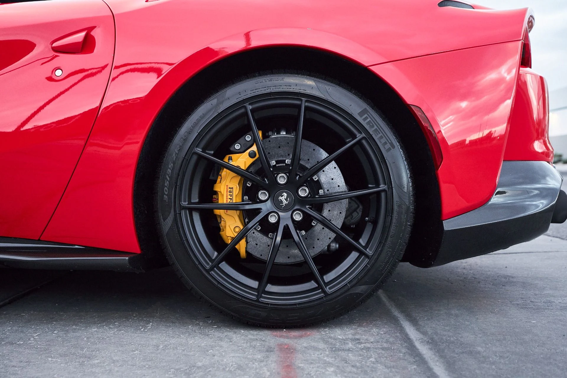 mph028_394576069_Used_2021_Ferrari_812_GTS_Base_1760544632_4ae5717554