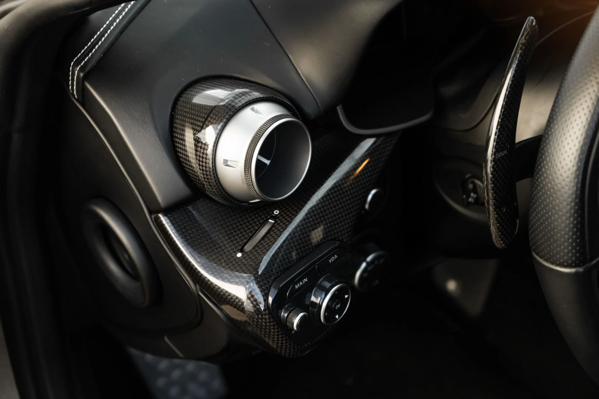 mph028_3953917719_Used_2015_Ferrari_F12berlinetta_1763421627_abb4b41ef0