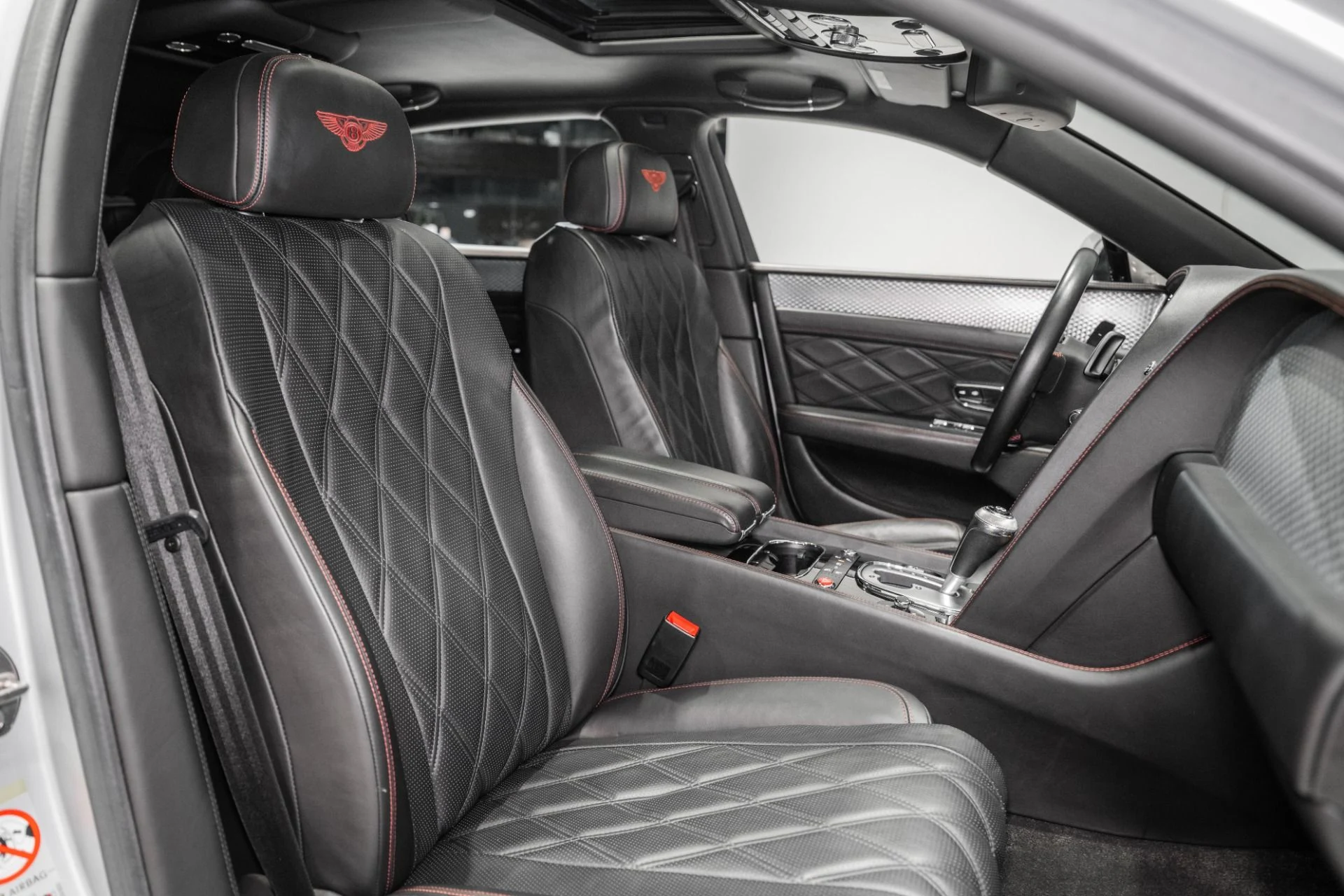 mph028_3955481353_Used_2014_Bentley_Flying_Spur_1764428060_3ff84b2e23