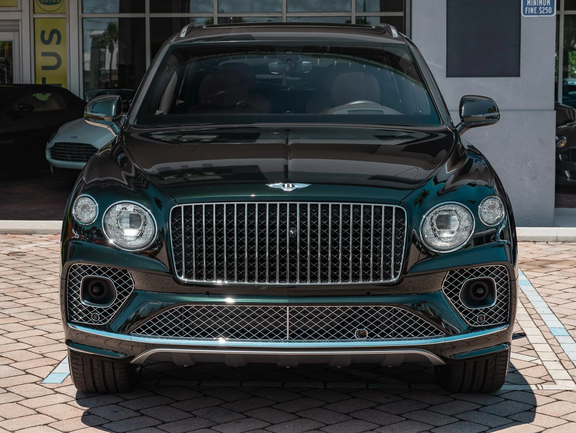 mph028_3957079024_Used_2023_Bentley_Bentayga_EWB_V8_1778364311_701ea456e0