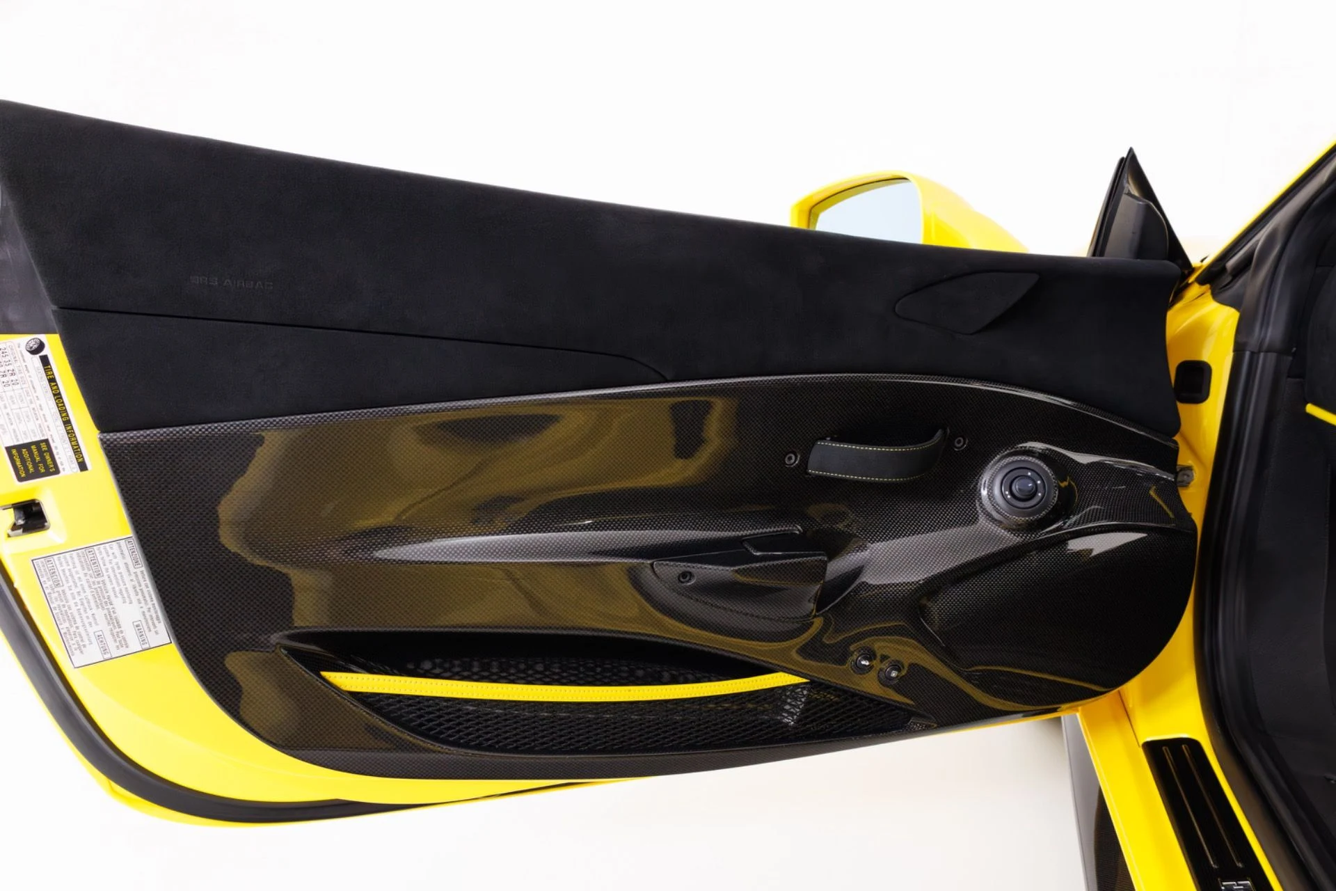 mph028_3962661747_Used_2020_Ferrari_488_Pista_1773687206_041bd45e8c