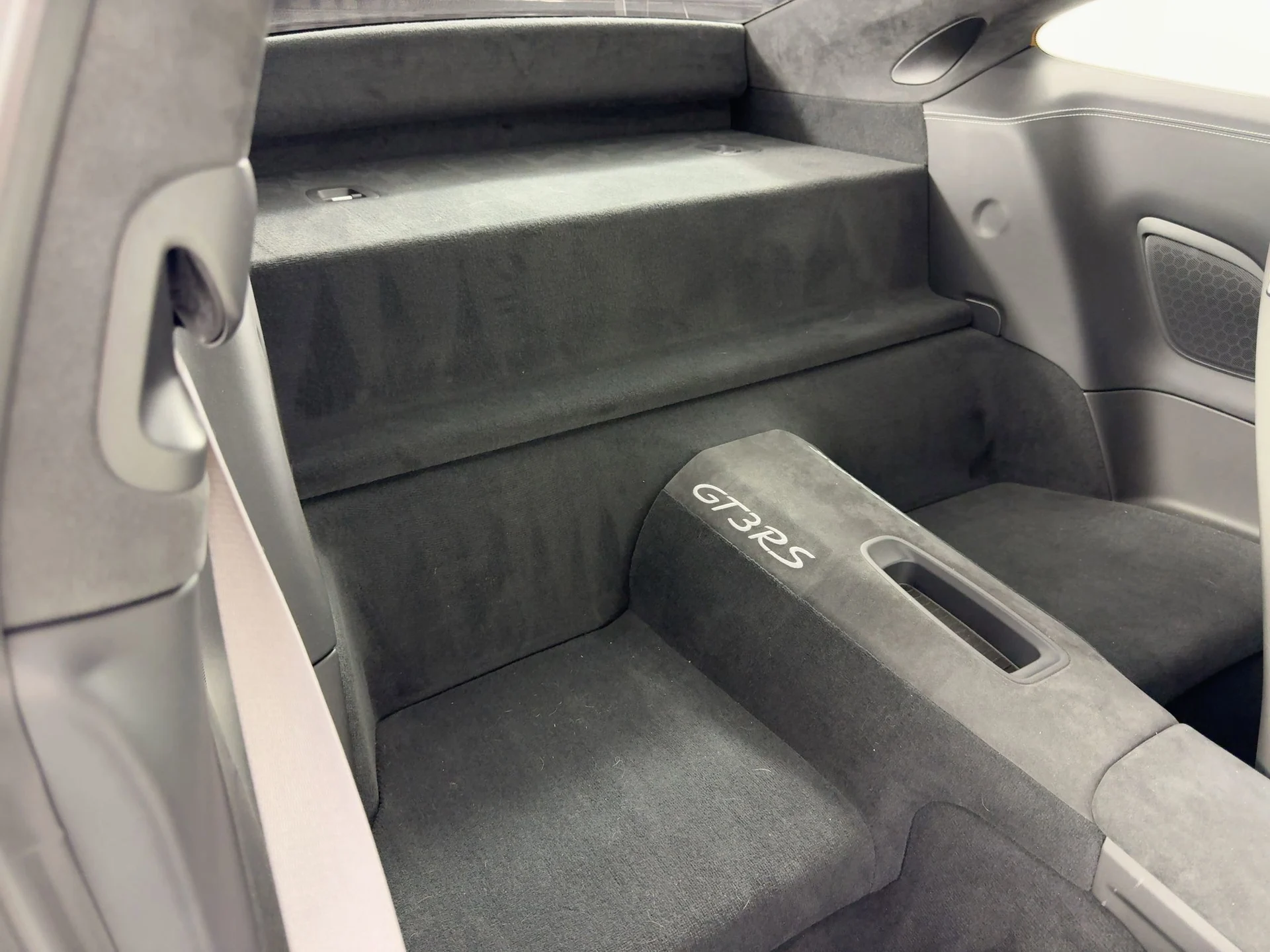 mph028_396625329_f7e94ce9d5b22c7f960538fd38d66065x_9ef4a8b0b4