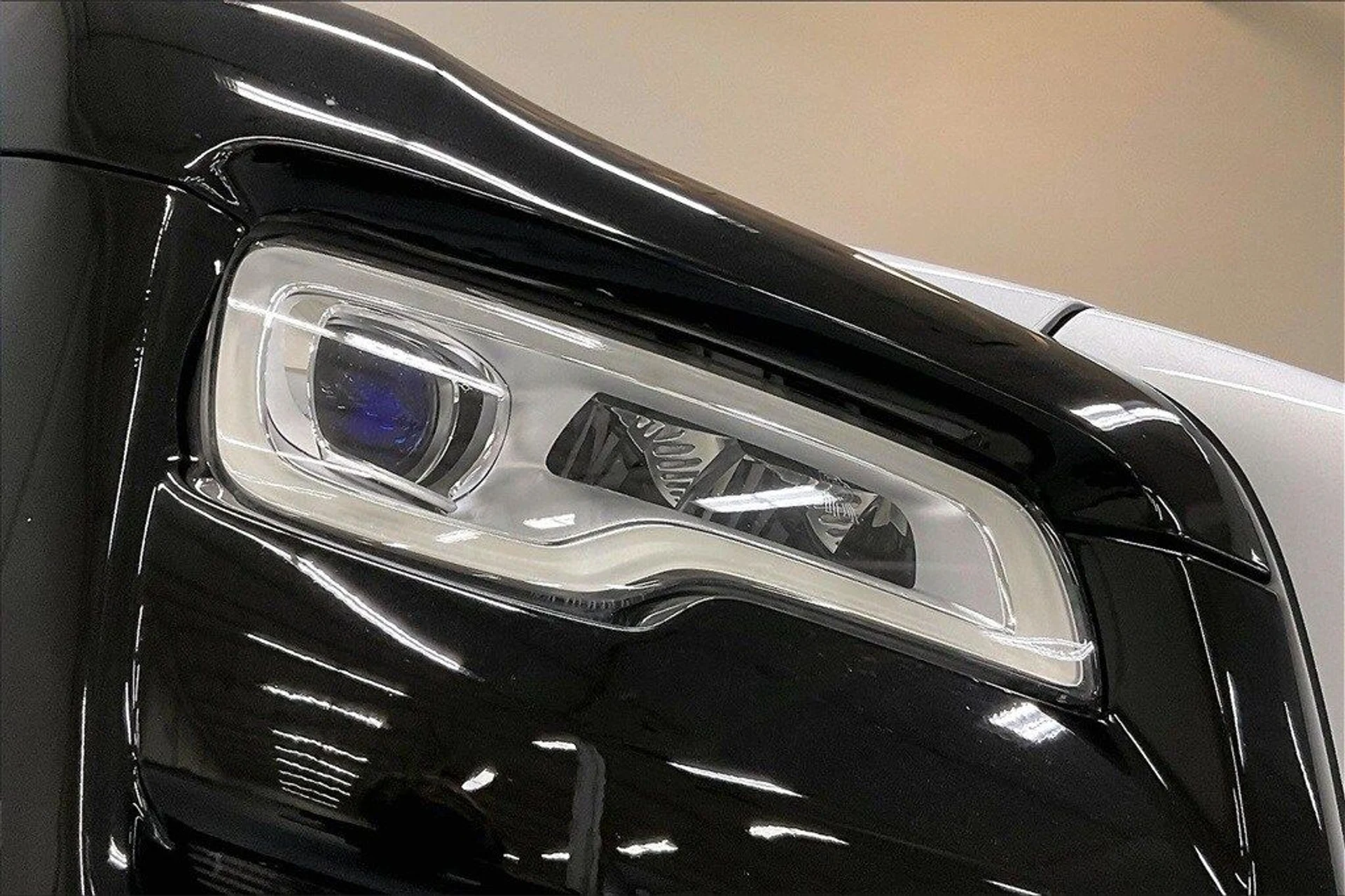 mph028_3967728527_68f51149a74d067c20b6babade3683eax_e0d8eccf86