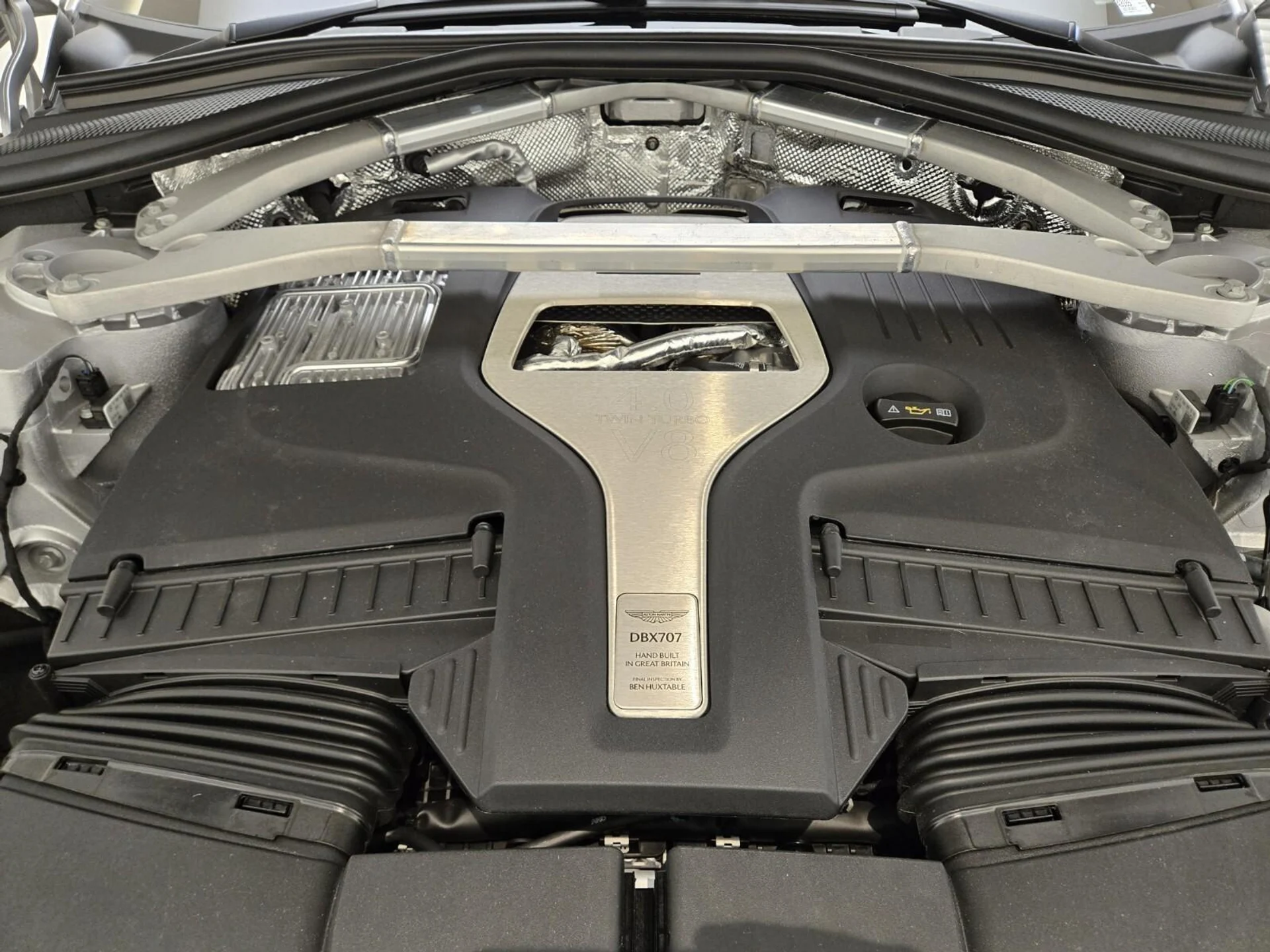 mph028_3977372623_New_2025_Aston_Martin_DBX_707_1753162762_85ebd93c3d