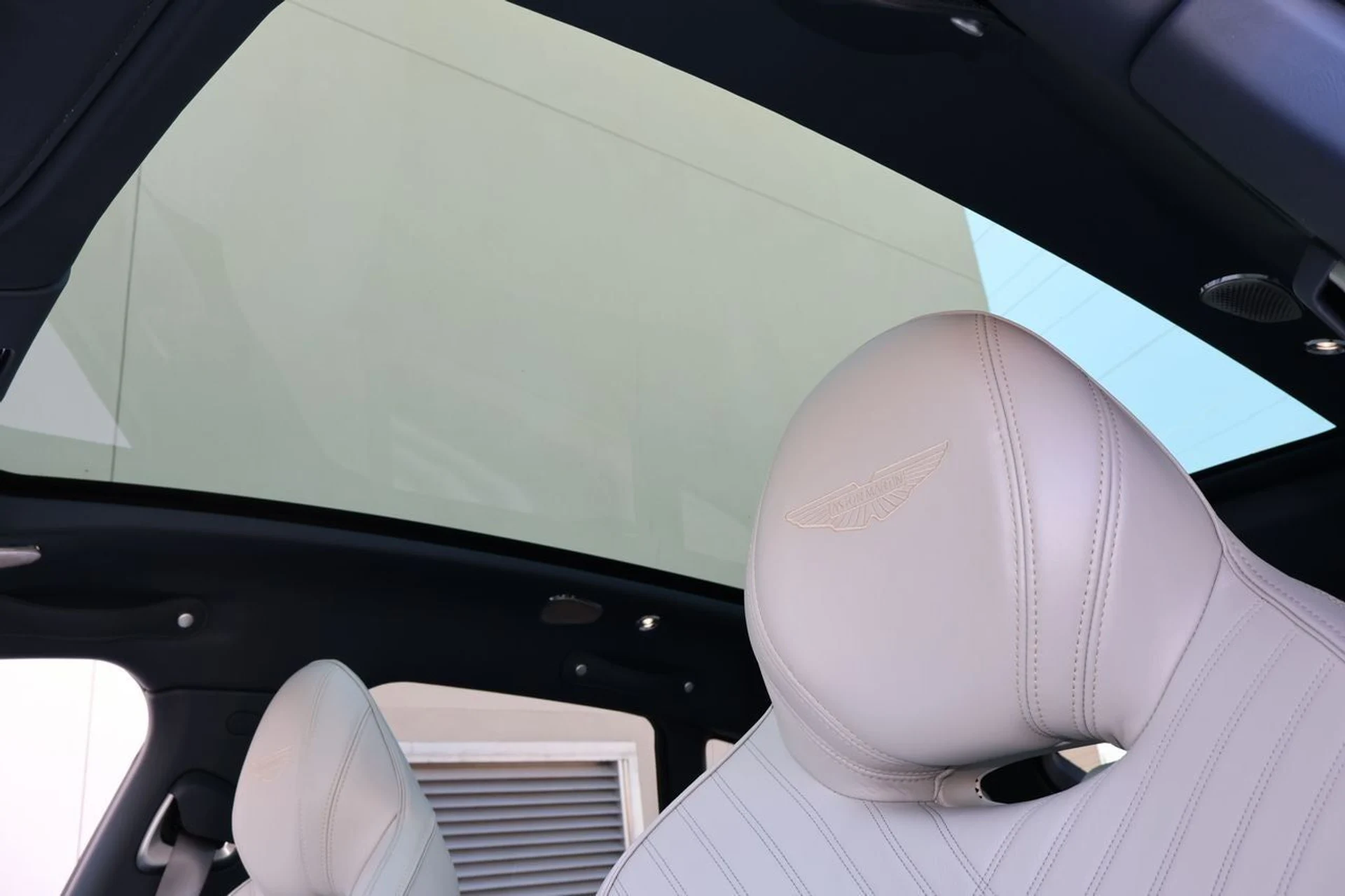 mph028_3979566538_29_2827bff2f7