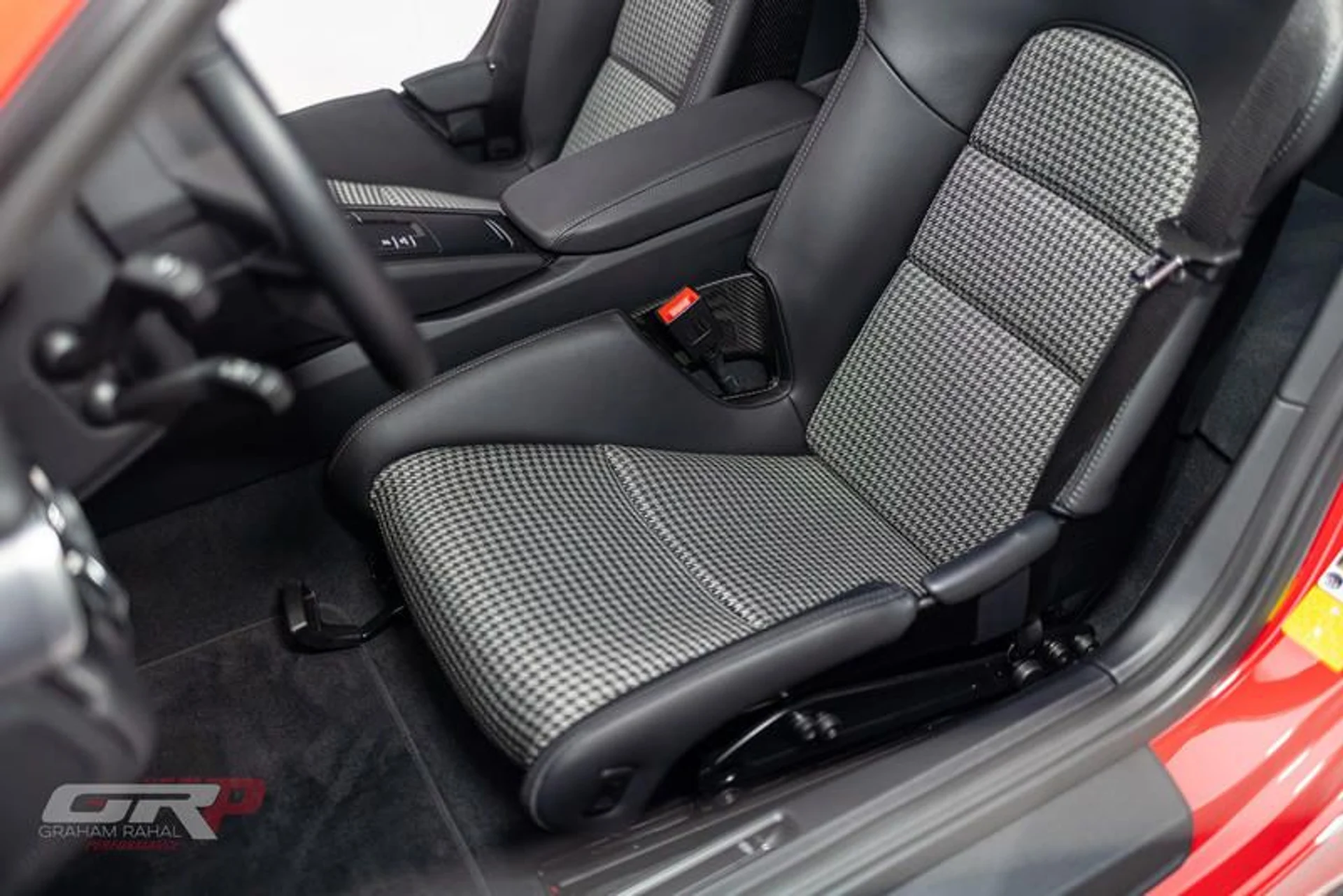 mph028_3984564896_59_C7_F162_AE_50_4_DFC_8_D31_169_ECE_371517_9a579299cd