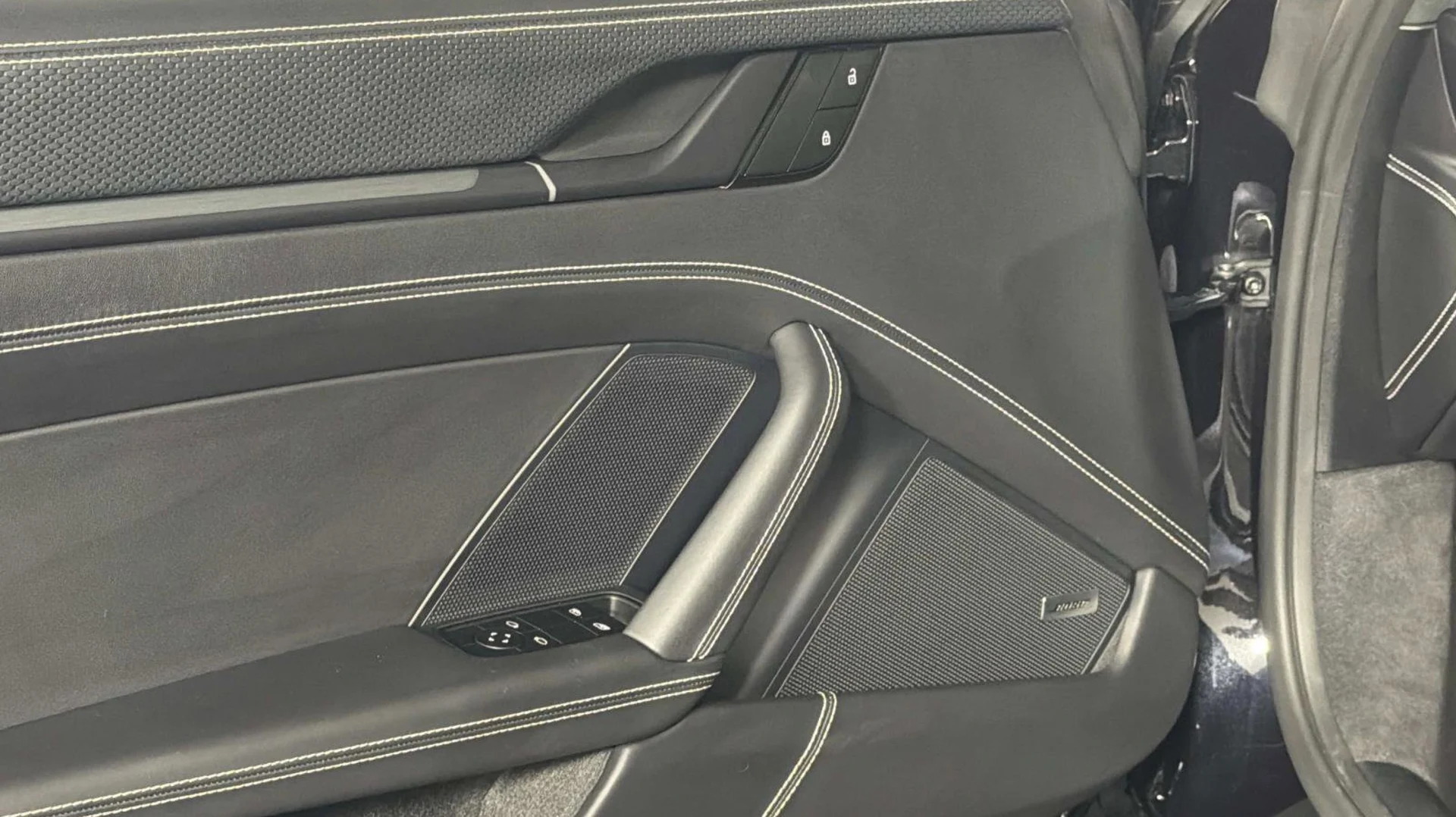 mph028_3997936108_content_homenetiol_com_2001243_2130496_0x0_a534553fef4f45e491f052f9edb85b26_aceaaac080