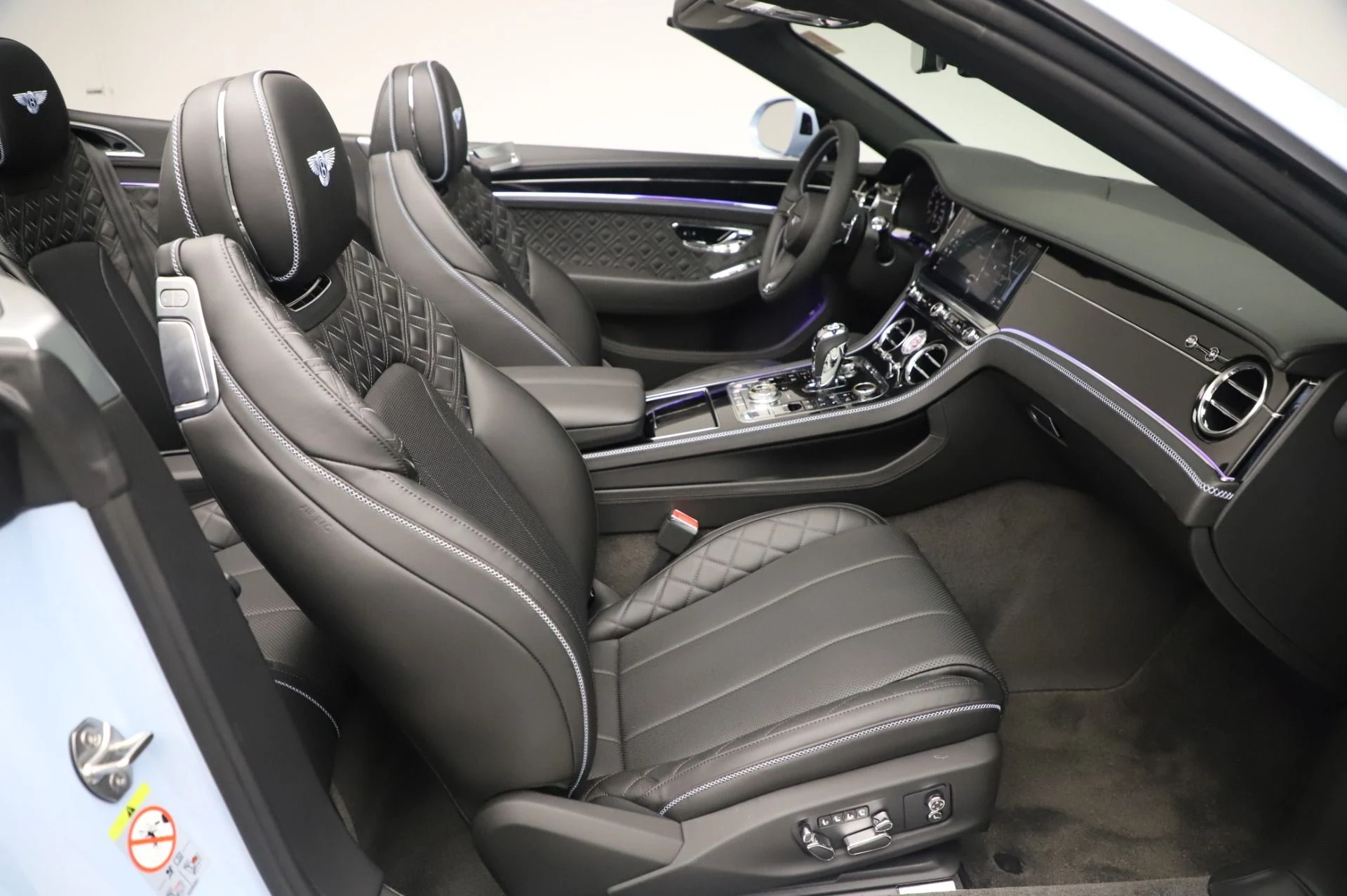 mph028_4013084663_Used_2020_Bentley_Continental_GTC_V8_1777583476_efd1de8847