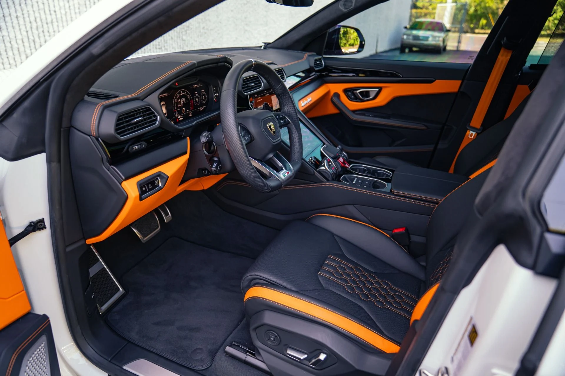 mph028_4014851484_Used_2024_Lamborghini_Urus_S_HUGE_295296_Original_MSRP_Low_Mile_1787089890_203656dab7