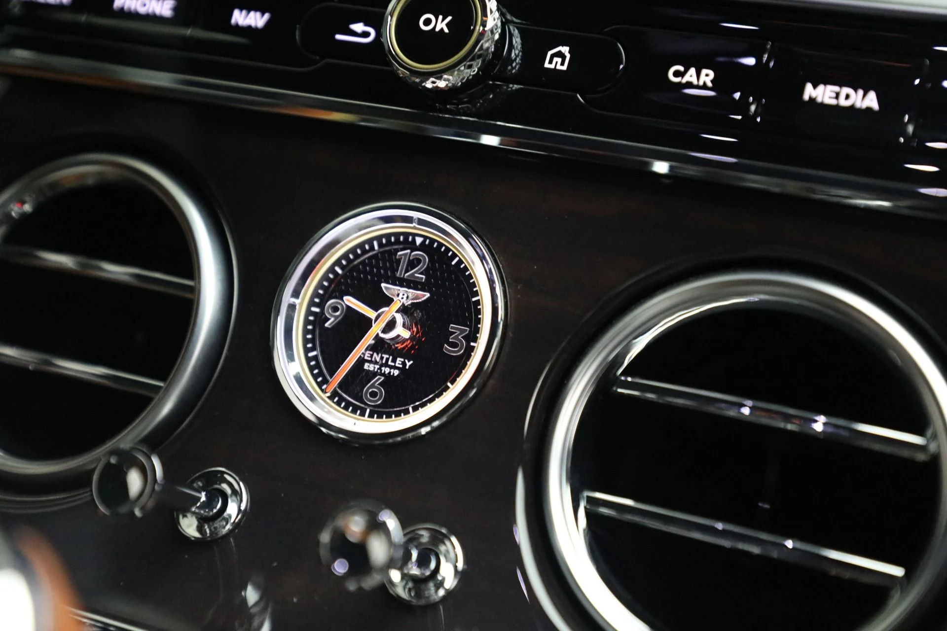 mph028_4030618062_Used_2023_Bentley_Continental_GT_S_V8_a8541cd471