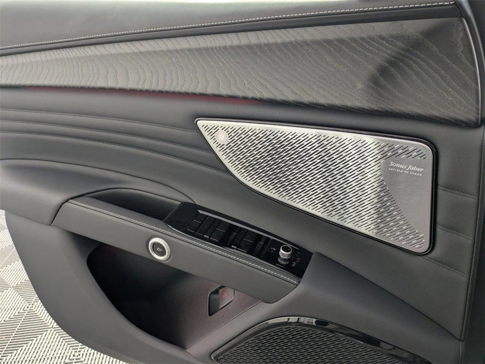 mph028_4033670896_393d994395862580f59bcbd7f29d71fb_4882e37c51