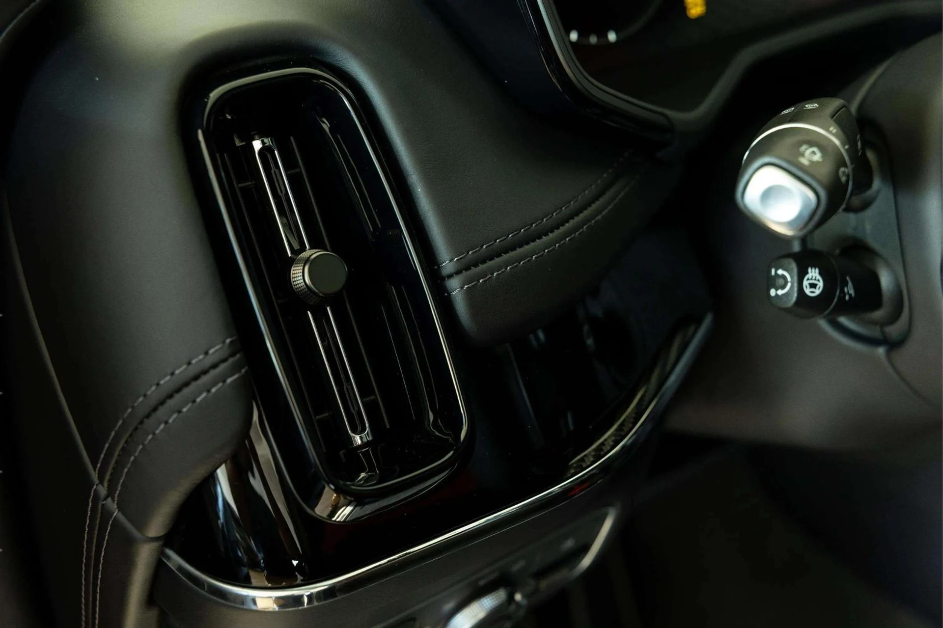 mph028_4034913906_537c1b6c_ab27_4bdd_84ba_46f6c1477683_52283d6102