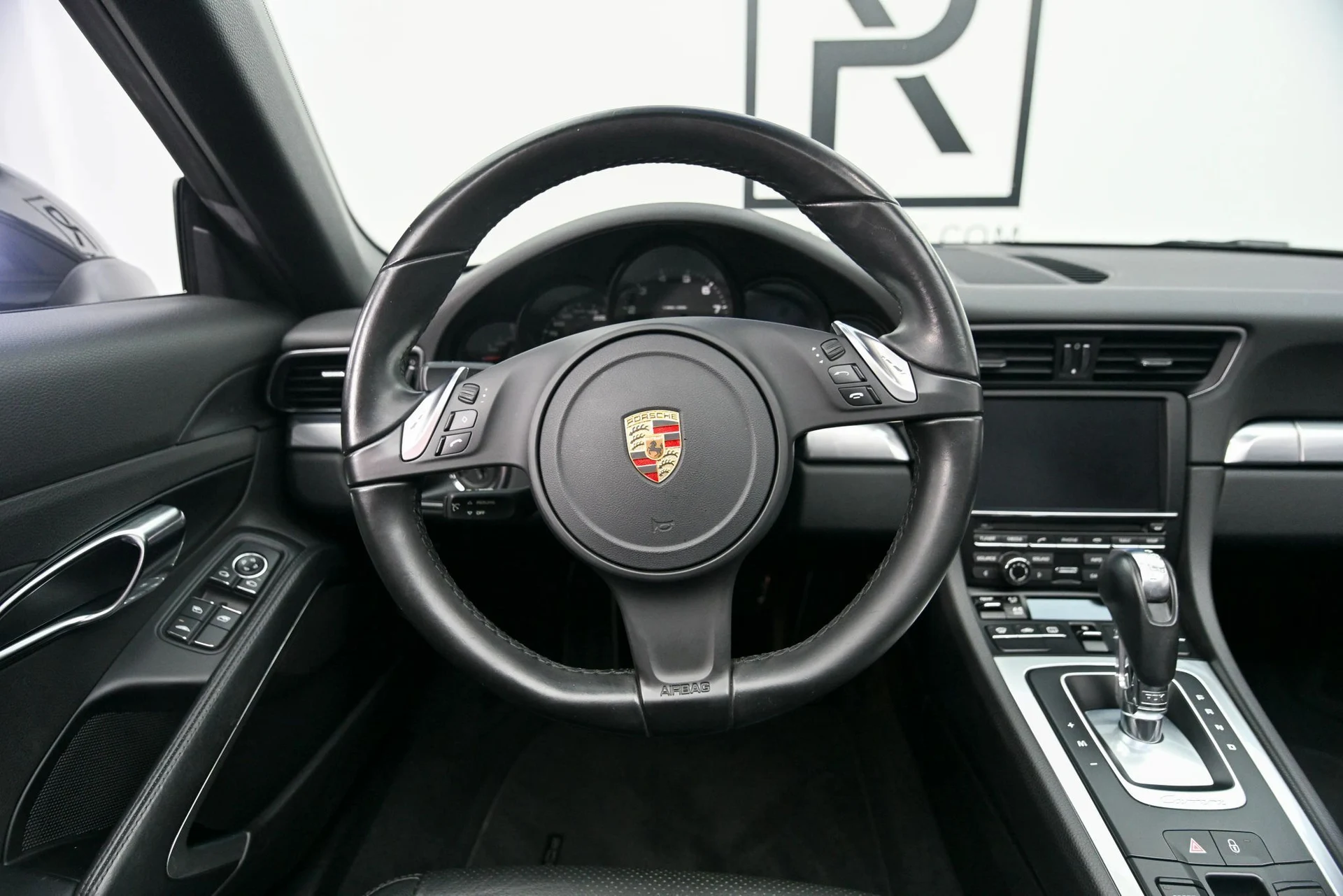 mph028_4038404404_RPA_3612_interior_005_9b02ecfc87