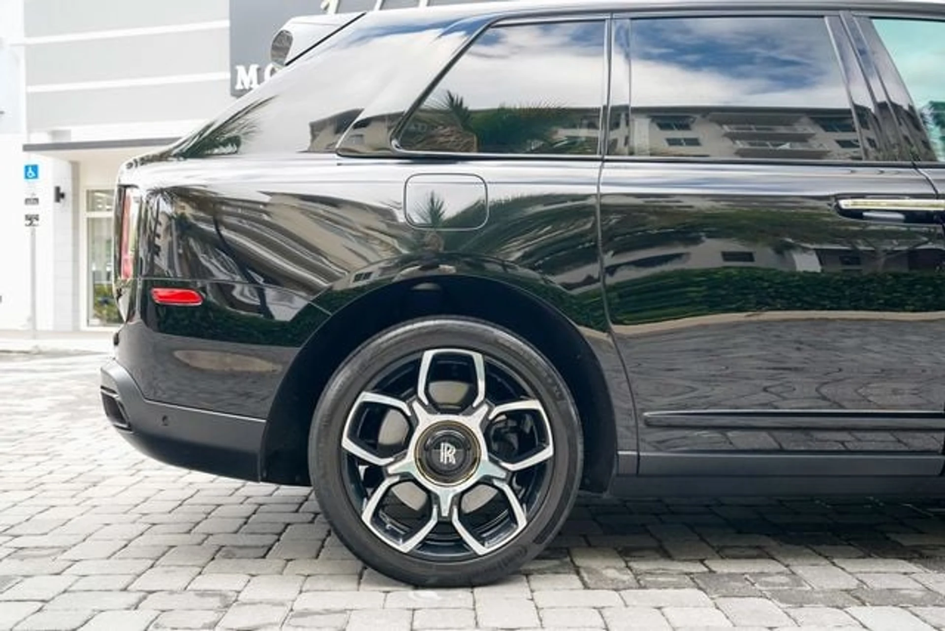 mph028_4044472046_22971405_29_fcc11d4c1c