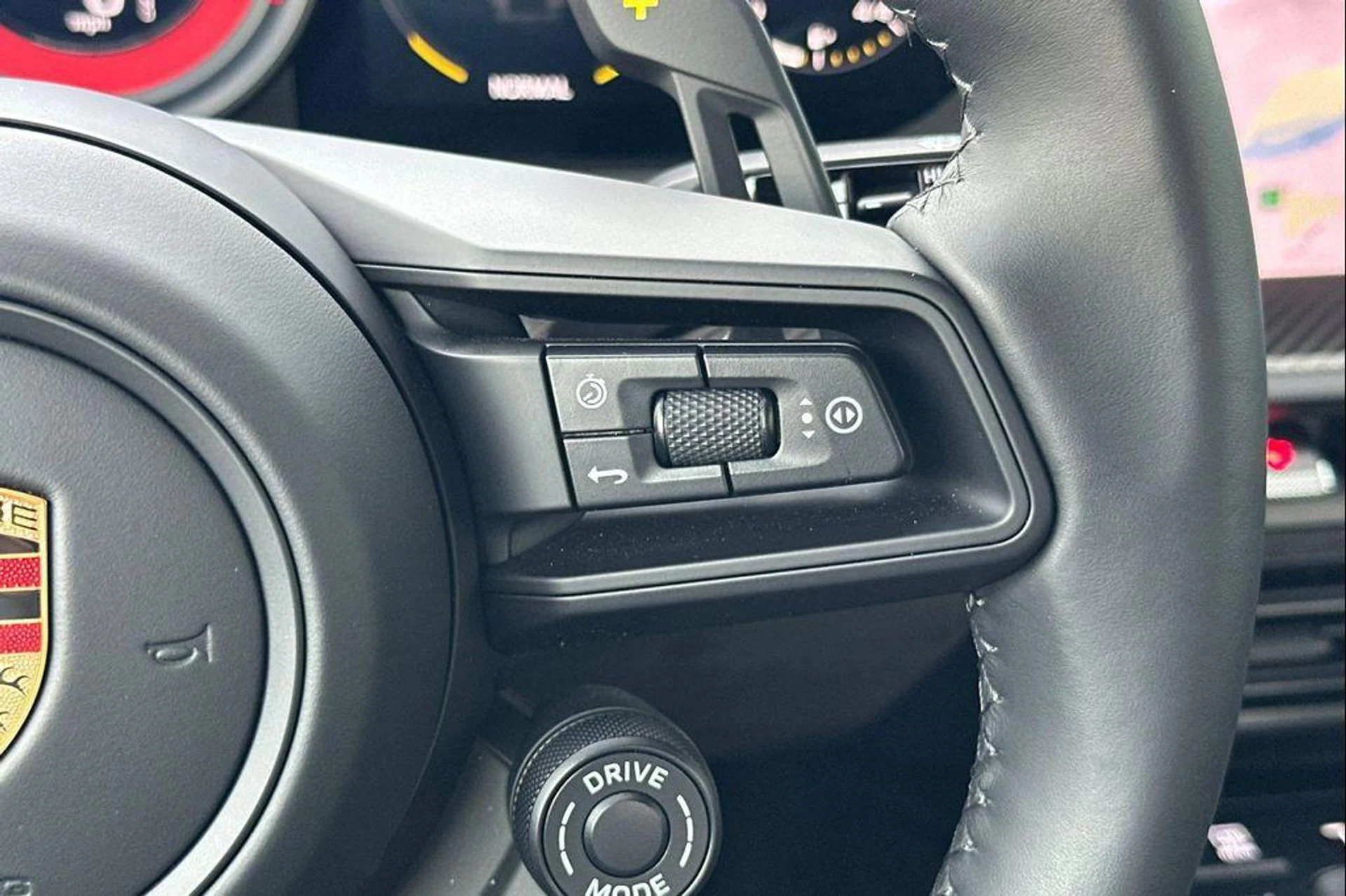 mph028_4046865847_7b6k_I4_Rg_U_Sl03_YU_6_BU_Uu_M5_X_Sr_Y_110754b73b