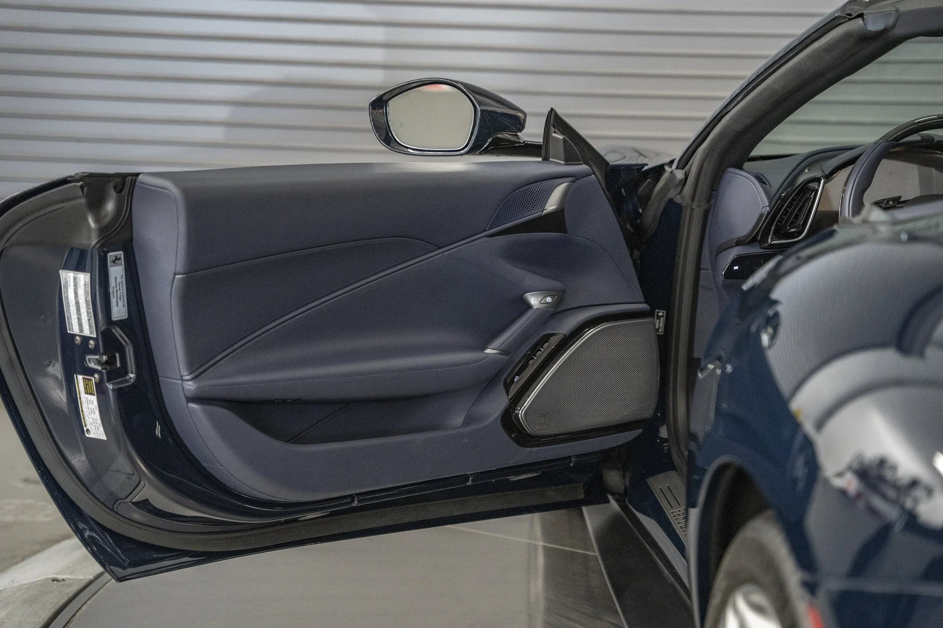 mph028_4055010935_8084fc478f25430da1eff8918cf1d41b_03c0ee2709