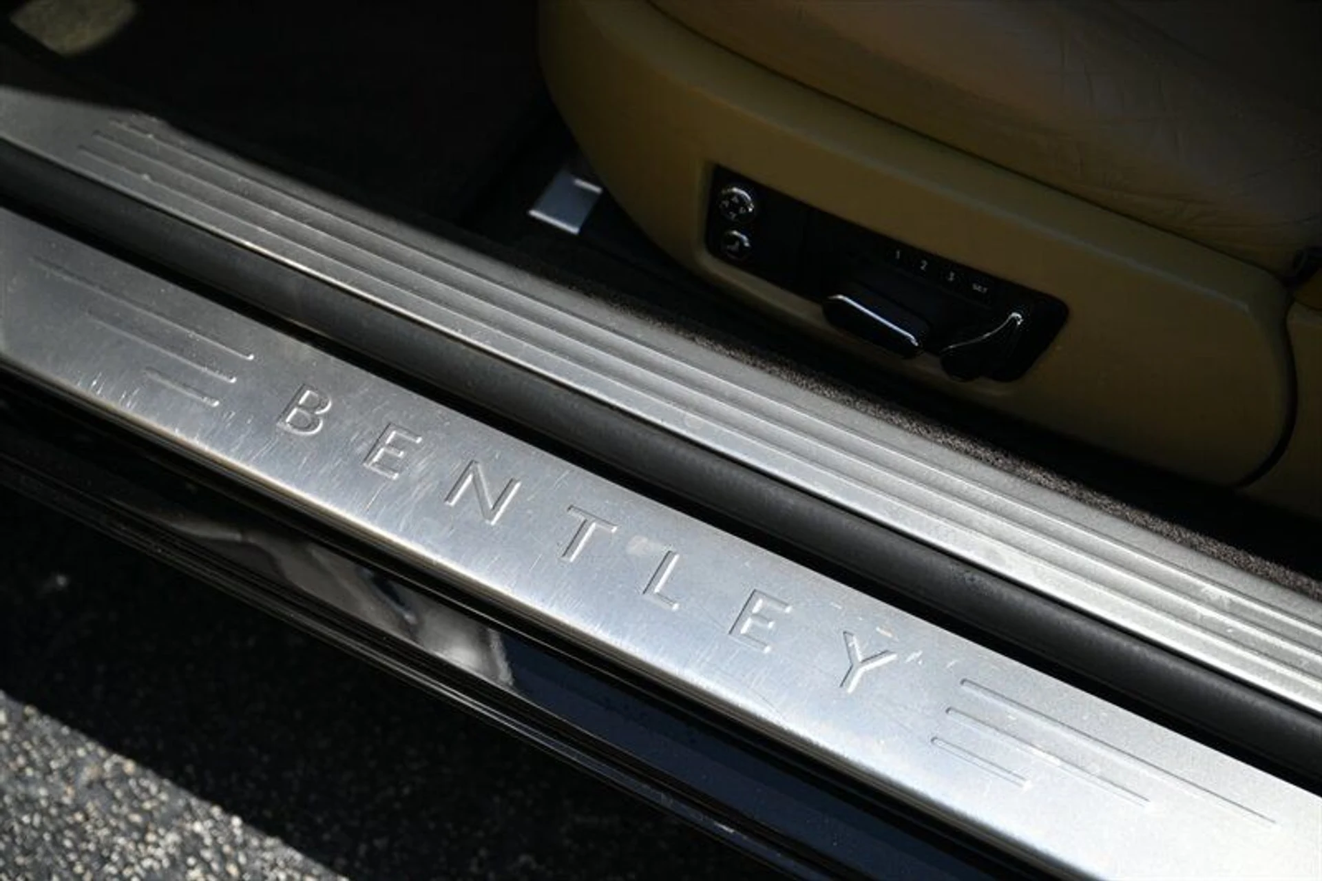 mph028_406270523_b32ca97919_800_85b000ecd5