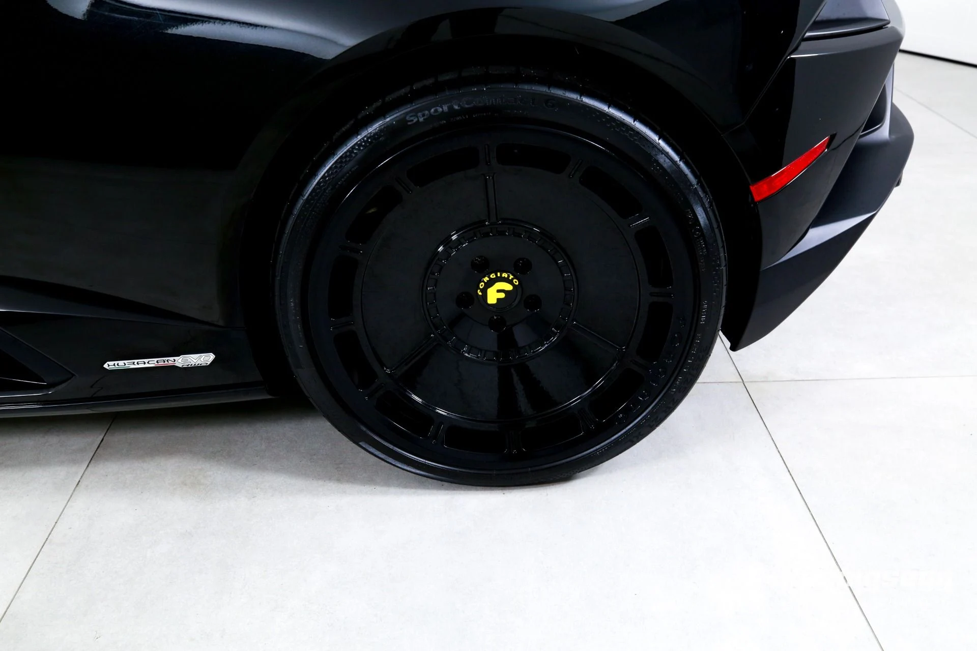mph028_4062964829_Used_2021_Lamborghini_Huracan_EVO_1760975962_363bc2e175