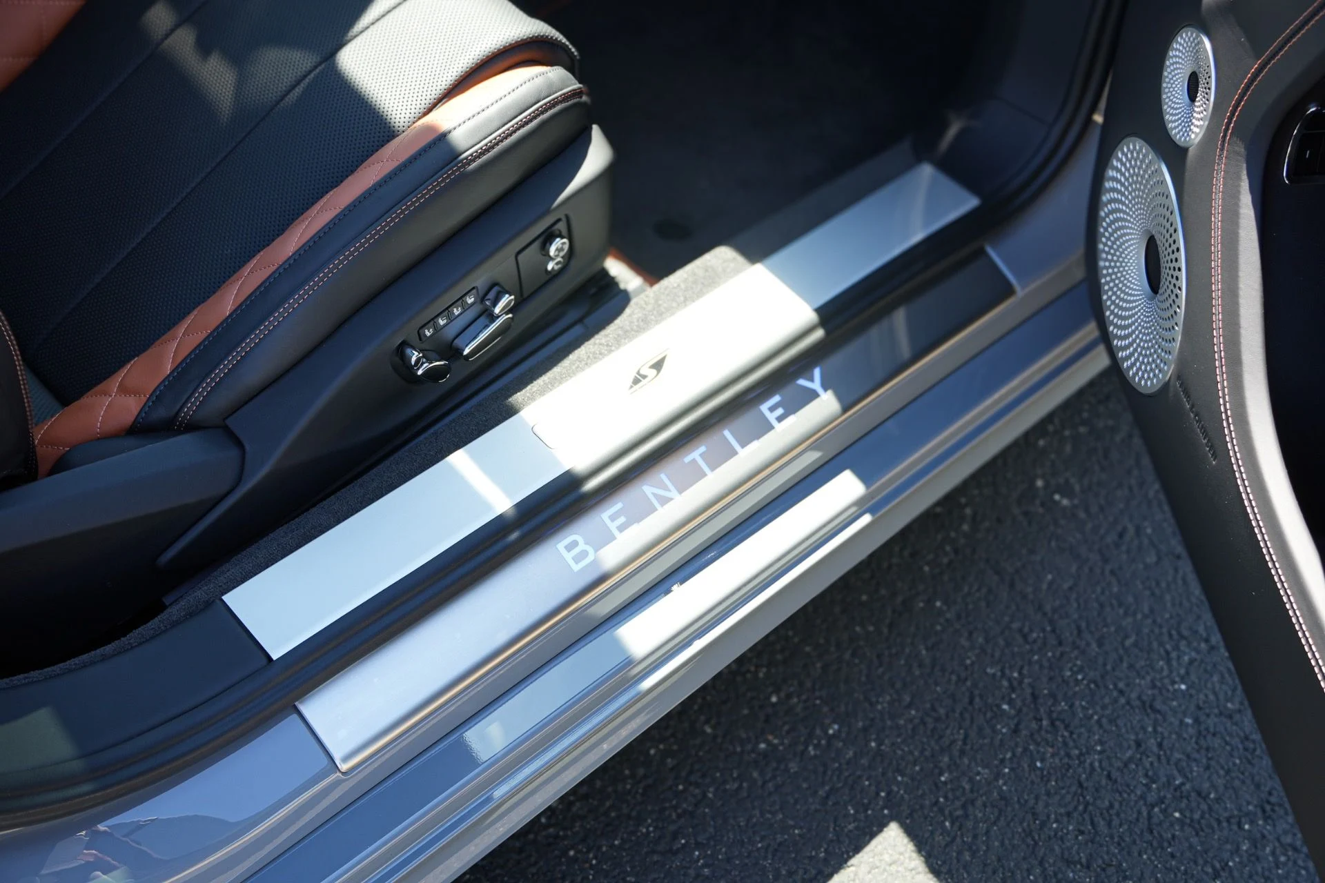 mph028_4066663683_Used_2023_Bentley_Continental_GT_S_V8_1778792307_168b4dc0d9