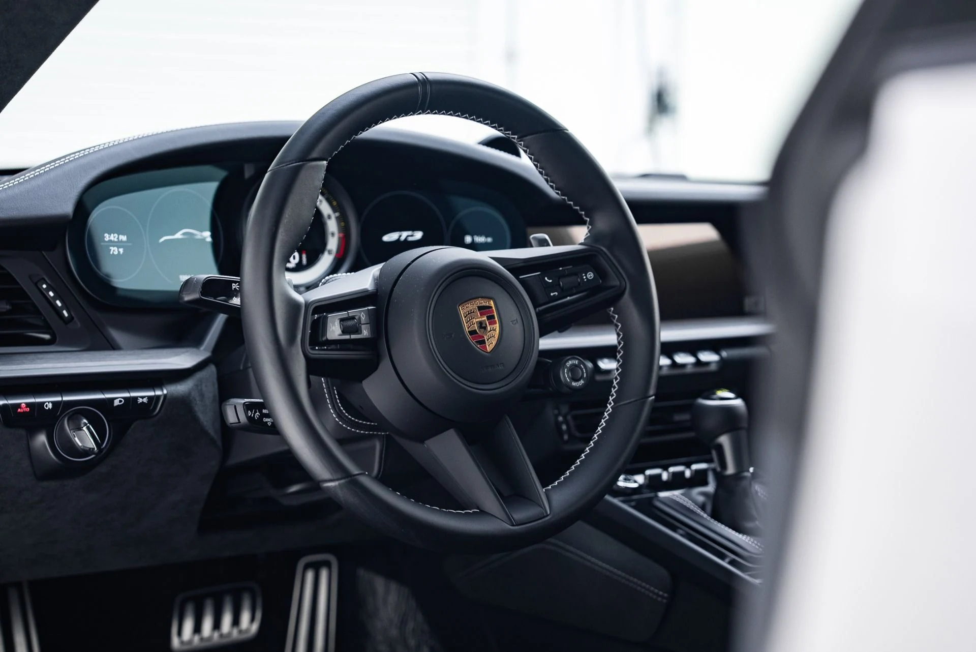 mph028_4072467794_Used_2024_Porsche_911_GT_3_1766184540_7d9ddca56c