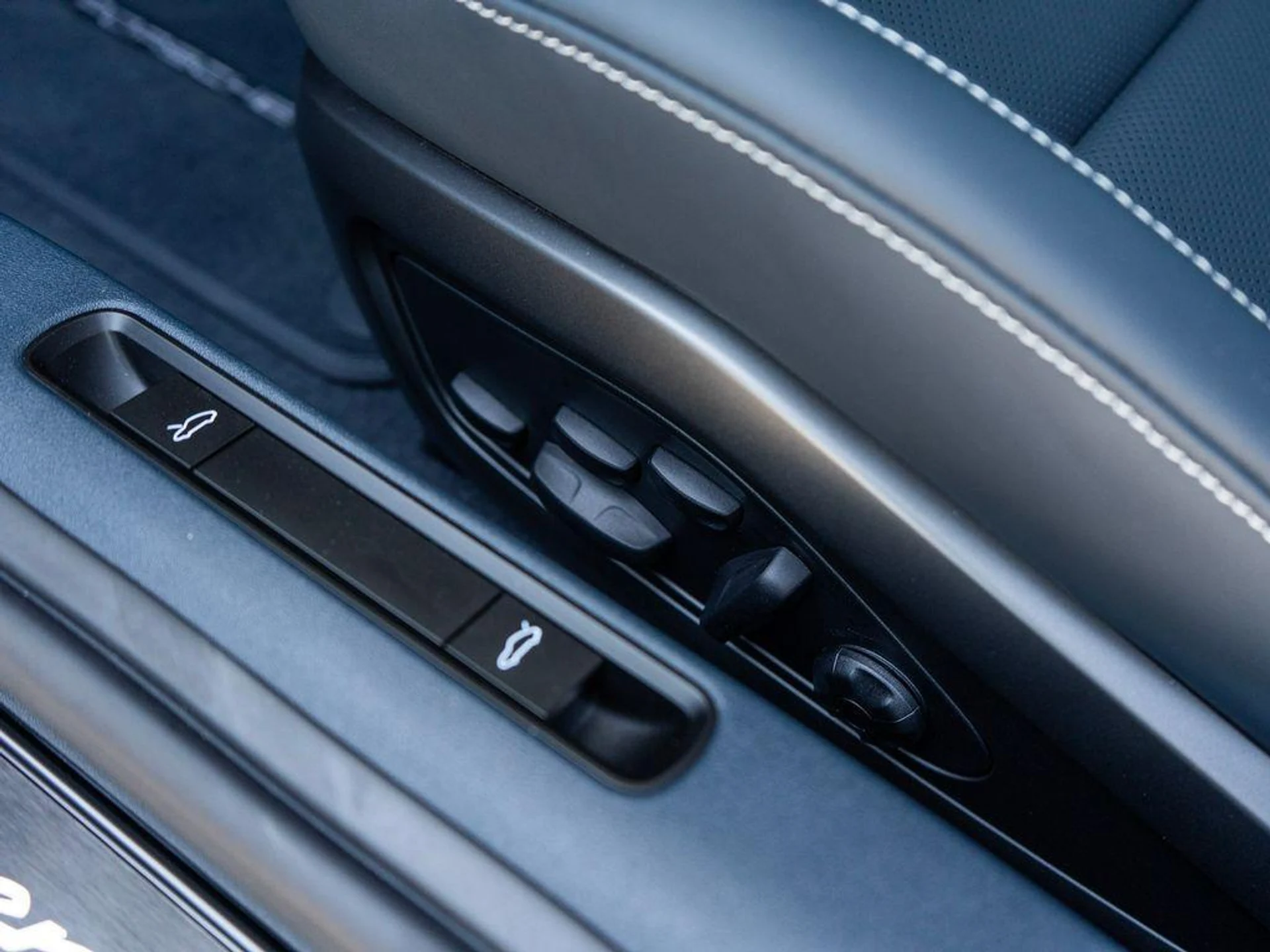 mph028_4073473965_Mj_Cu_Y2pv6_Hdt_I_a_Td_B9i_R9_Poo2_E_6a961a06c3