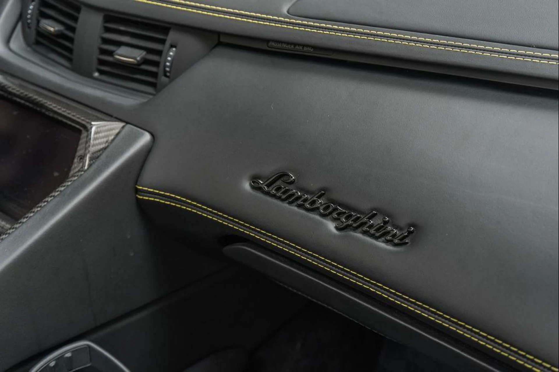 mph028_4076837612_y_Jox_Hewv_NL_Ol_M_A1_YQ_Hlya2wh0w_597db54c16