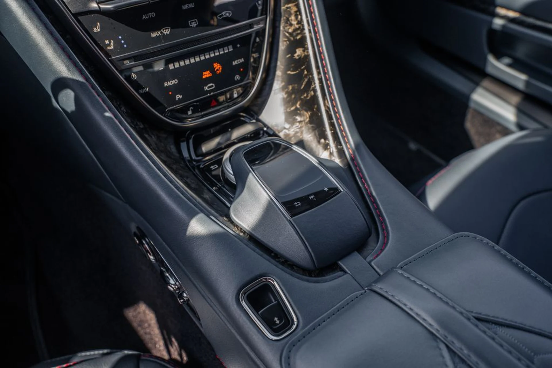 mph028_4082256094_f0a3abf324152dd36ae579108fdcf868x_0a40fc061b