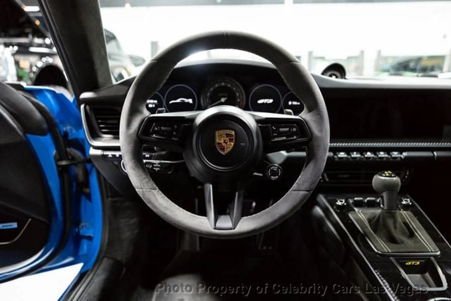 mph028_4083130442_used_2022_porsche_911_gt3coupe_9707_23088609_33_640_a9741705cf