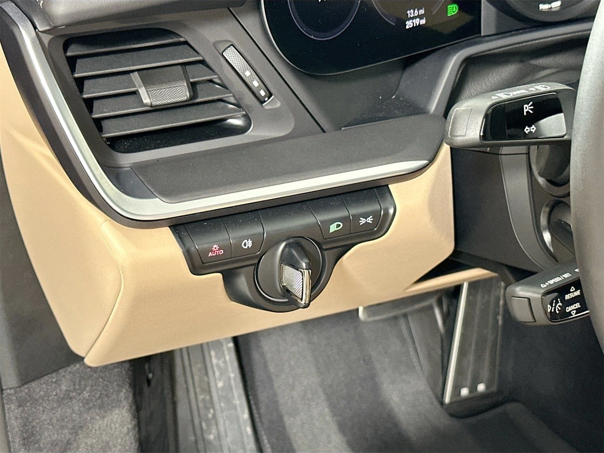 mph028_408393269_5767b844c22f12c6a91b46311477ba81_5ee7bc5d82