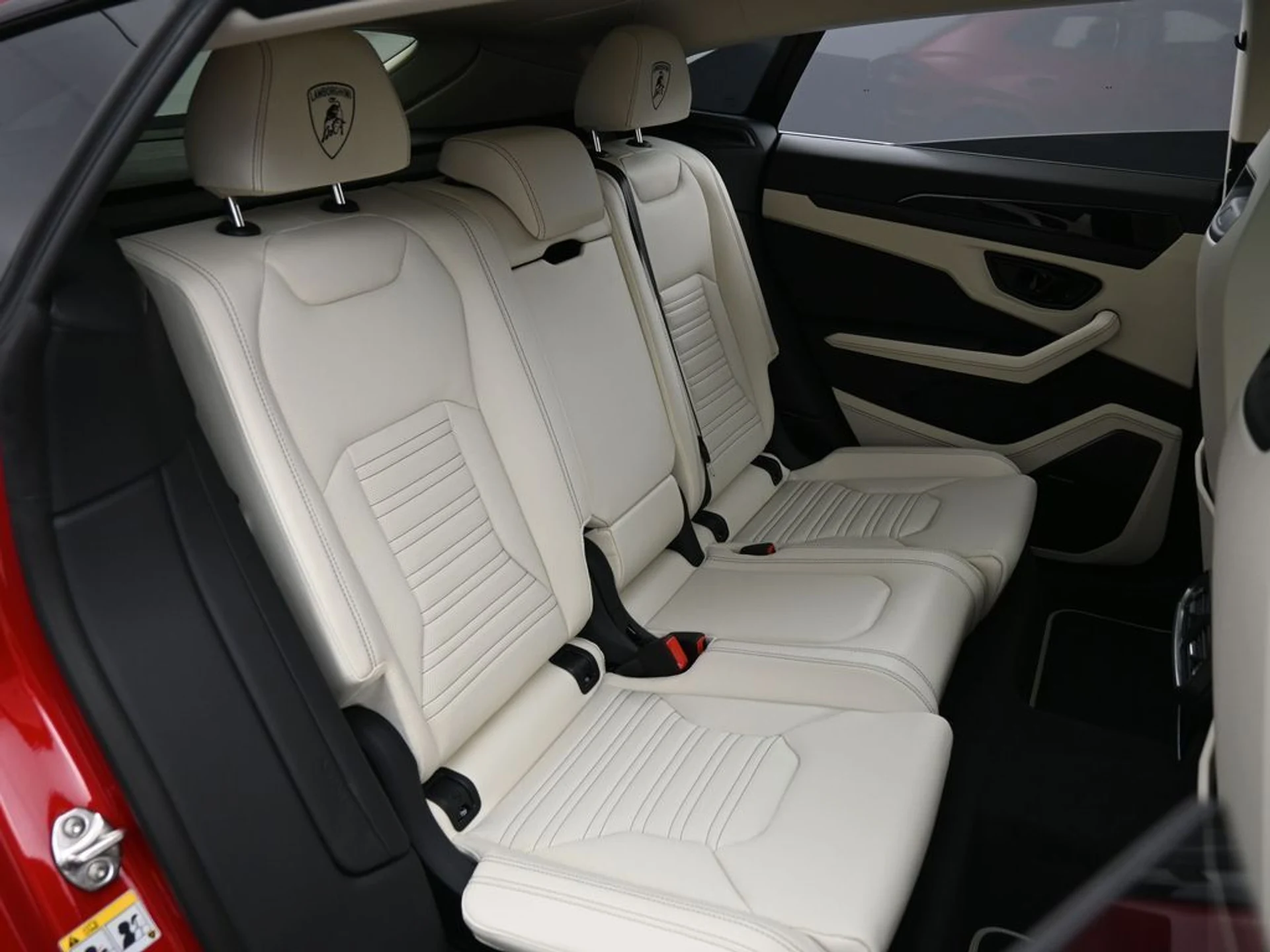 mph028_4097857370_afcde17b_ffab_476d_b8b7_8201a024c367_98000552b1