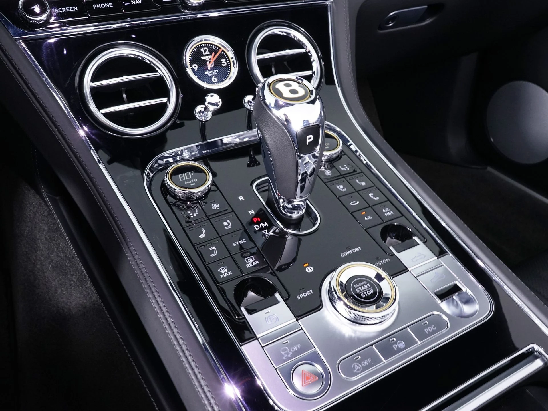 mph028_4102540835_2765f282cfa964bbc0d98ef798fd63aex_142565635c