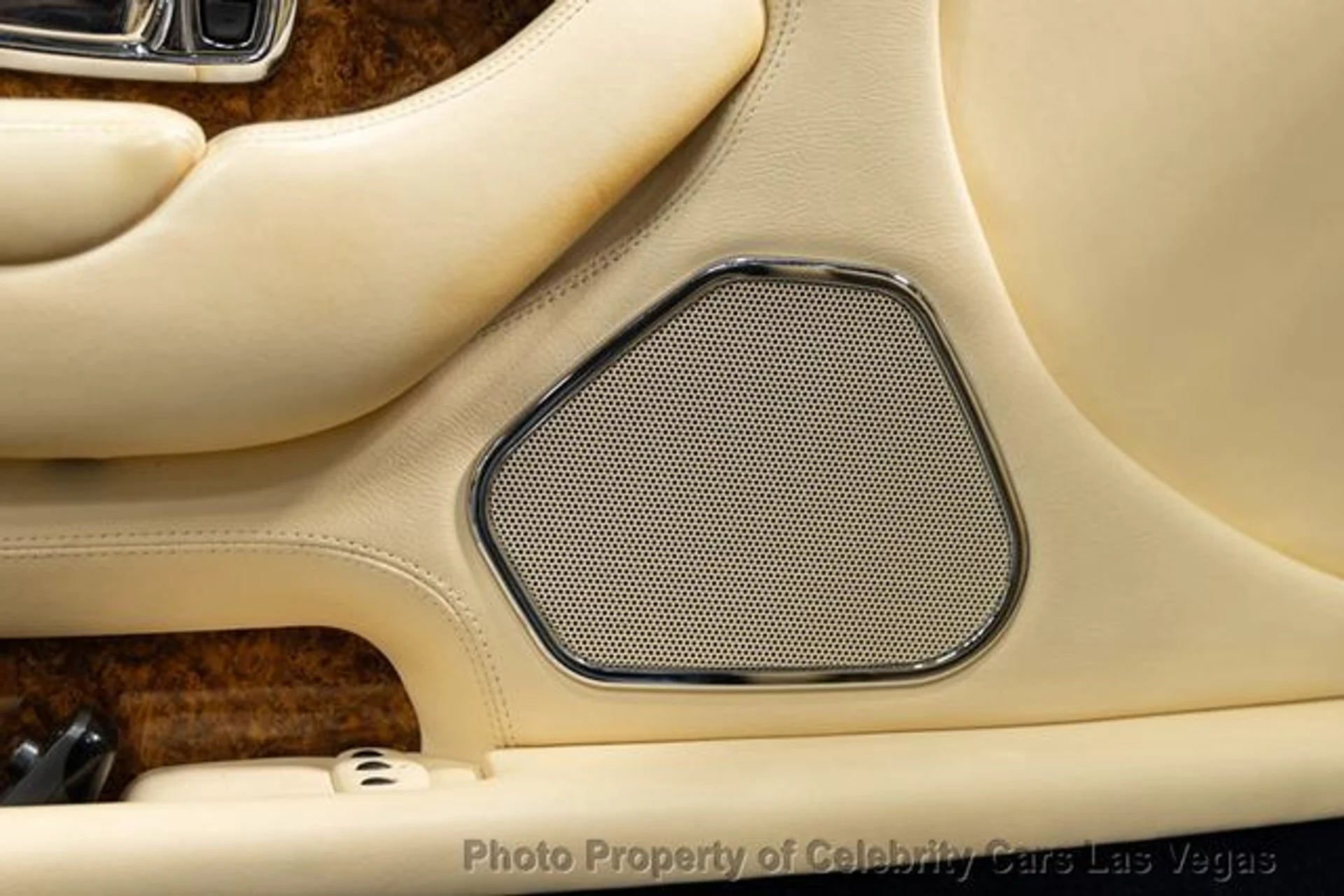 mph028_4106750770_used_2002_rolls_royce_silver_seraph_lastofline1of120forus170totalworldwide_9707_23079302_33_640_66a492adb9