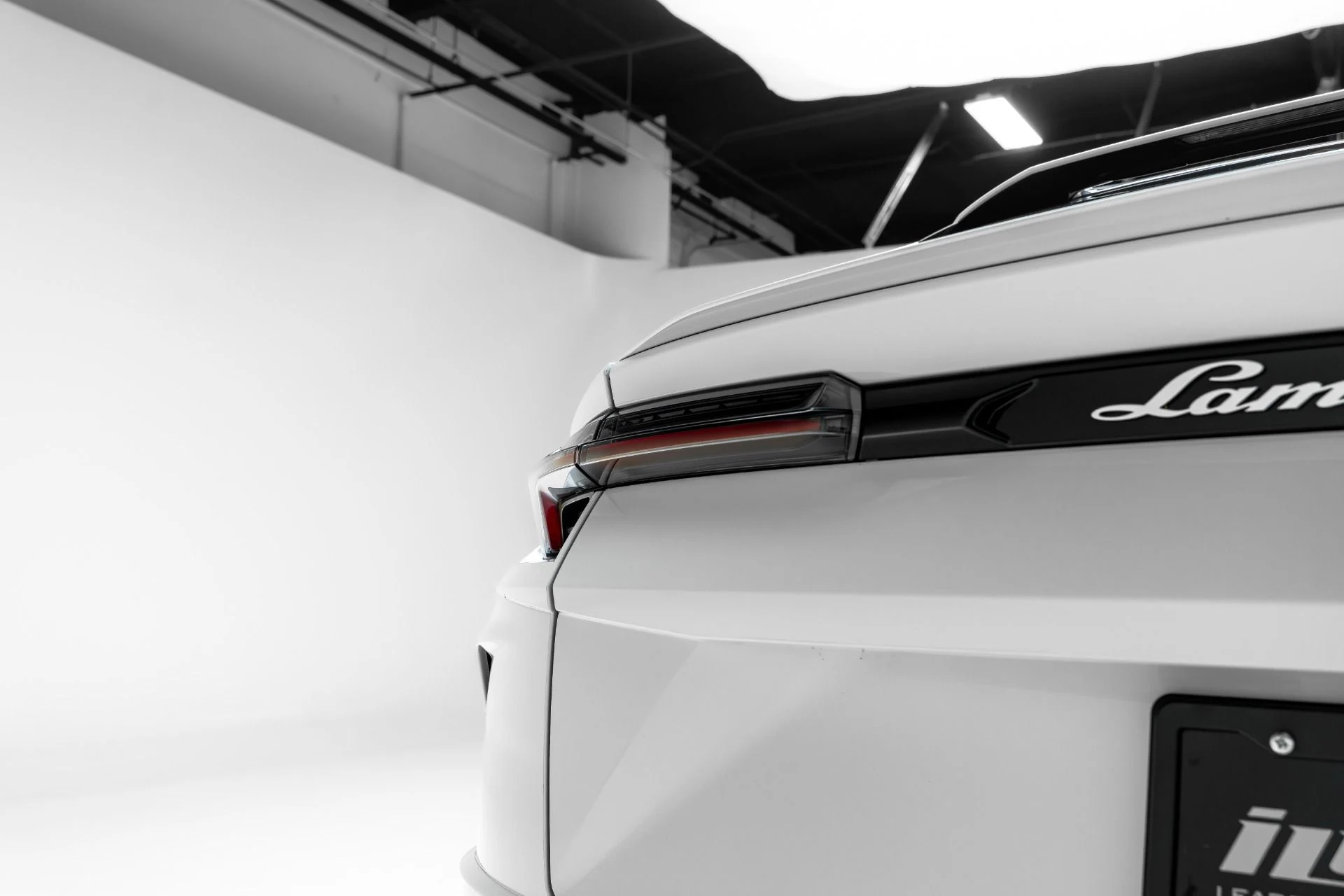 mph028_4113465055_Used_2020_Lamborghini_Urus_1780965473_94effb6a2a