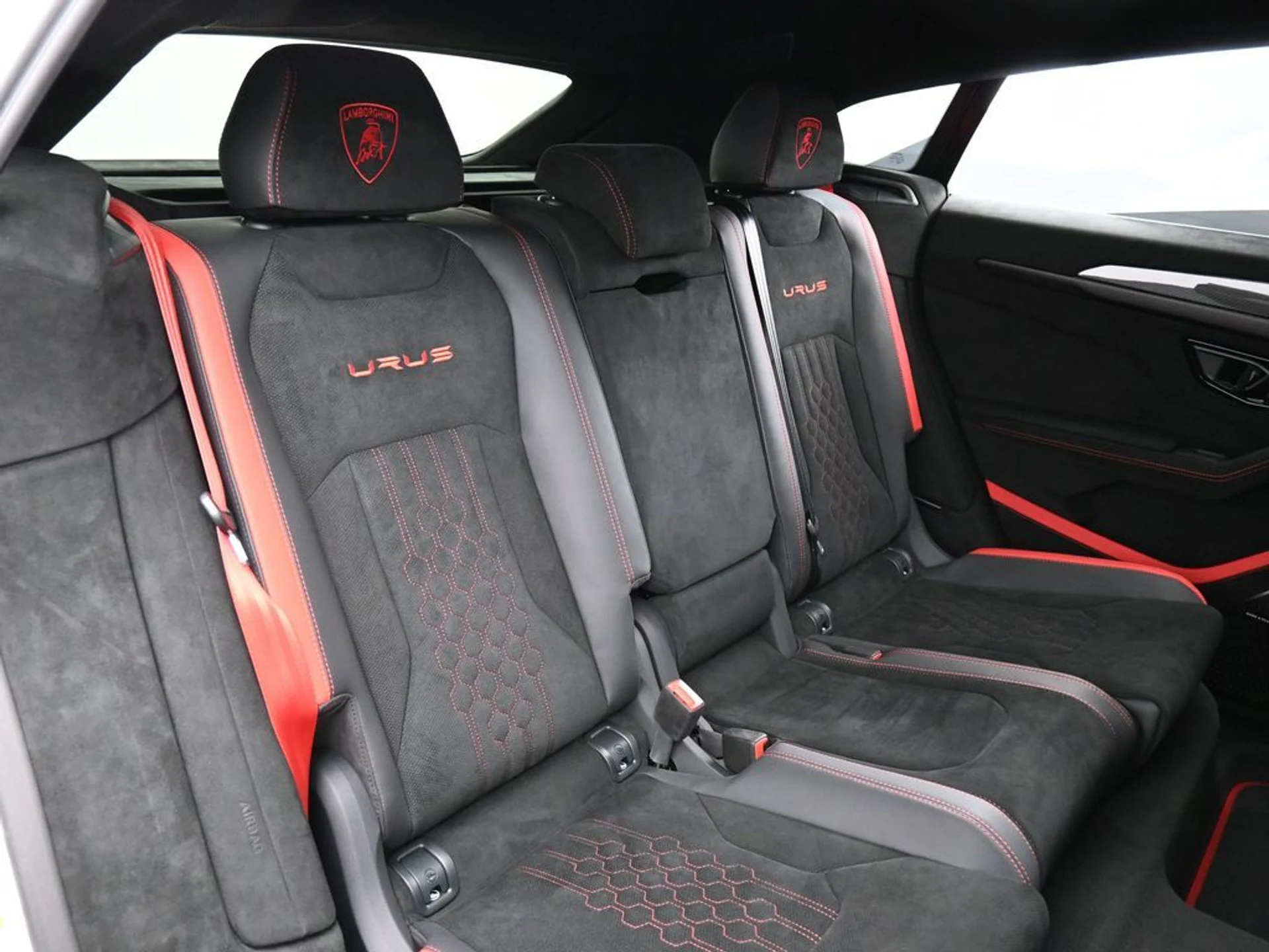 mph028_412612949_6a8a102a_3c3a_424a_ac70_973e53270af3_ecd4679c2e