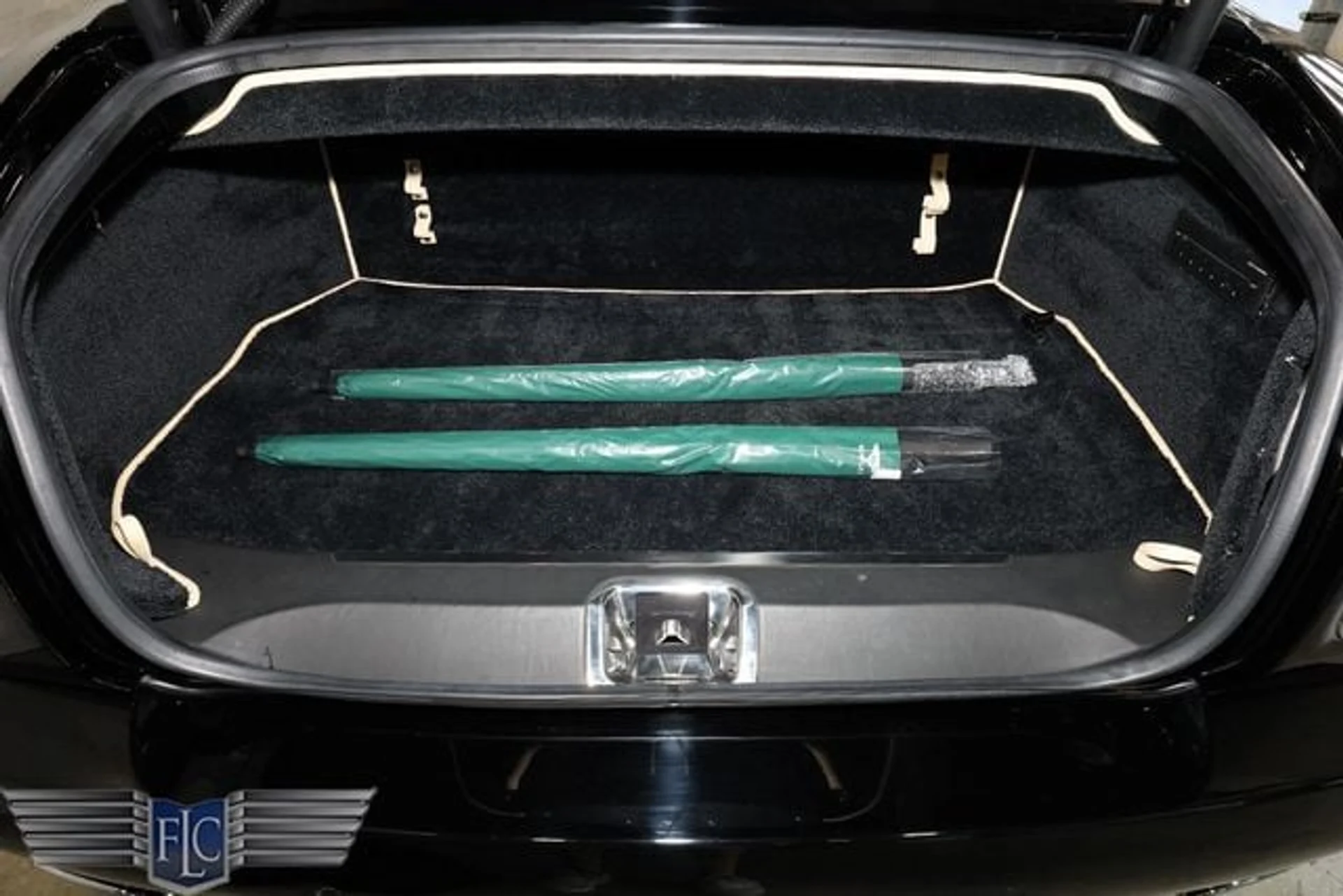 mph028_4128336015_used_2009_bentley_brooklands_2drcoupe_9689_23015098_33_640_ea9705166e