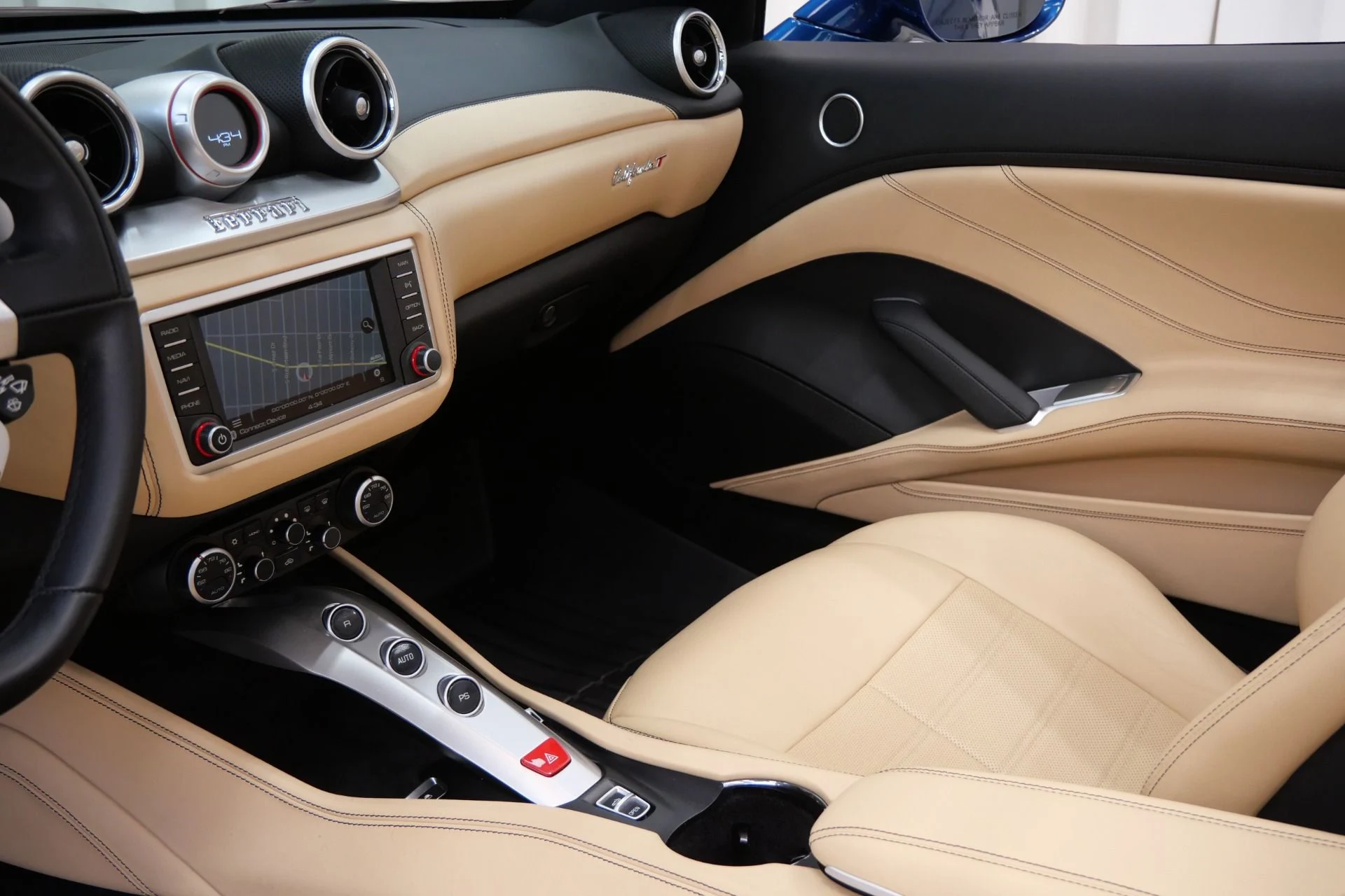 mph028_4132381004_Used_2017_Ferrari_California_T_1759252098_07004a2a72