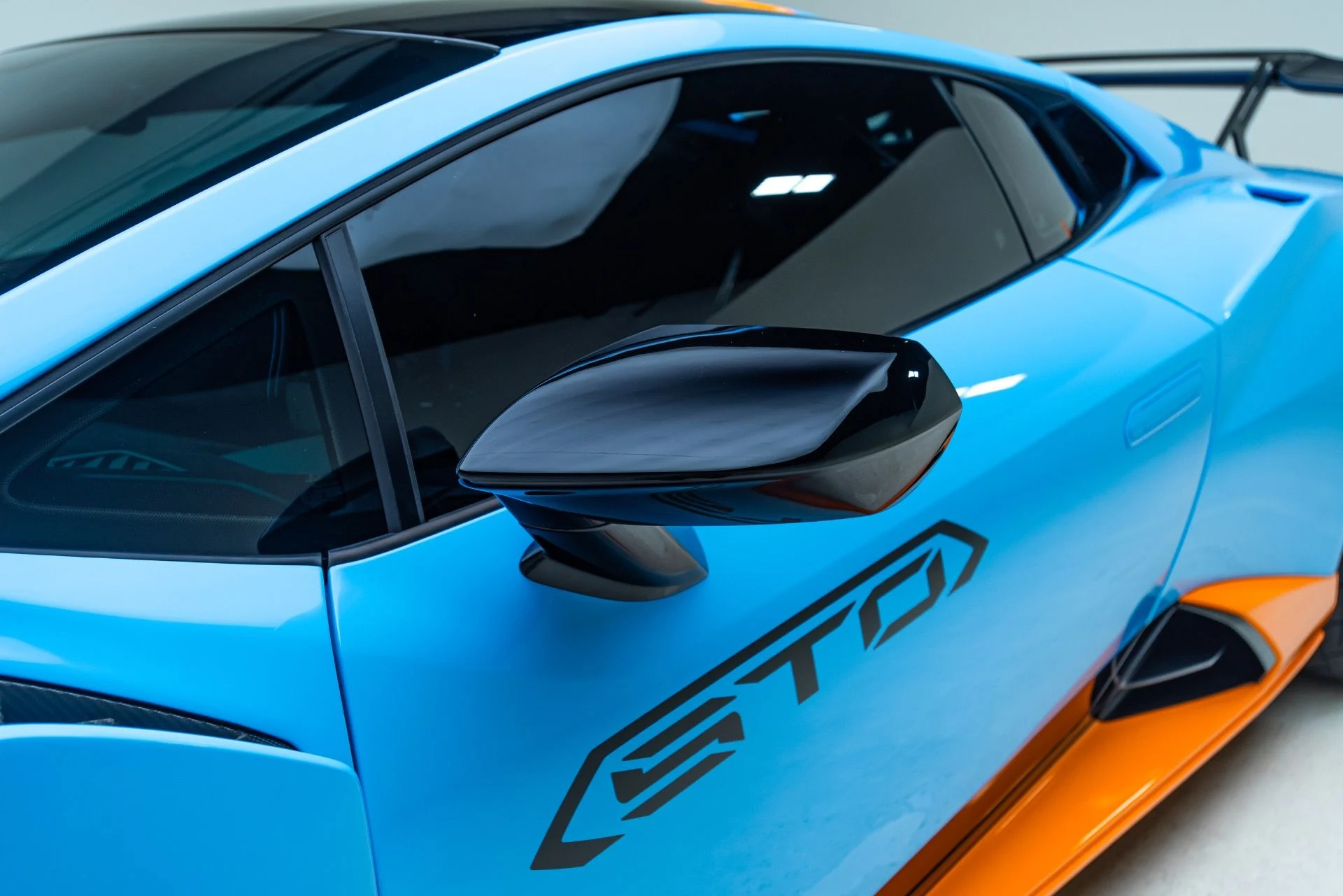 mph028_4151600354_Used_2024_Lamborghini_Huracan_STO_Alpha_10_Twin_Turbo_1786644416_62d08660e4