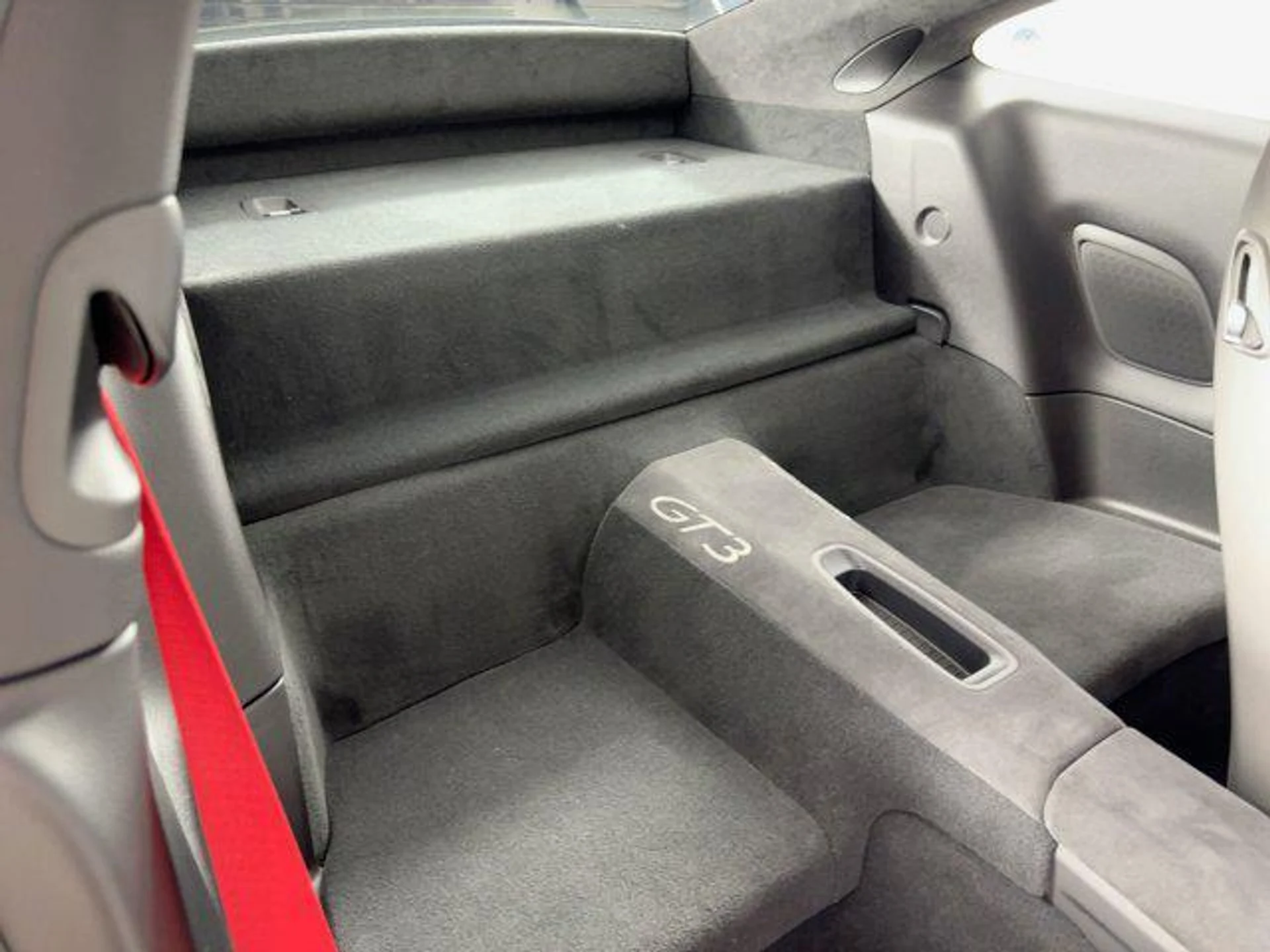 mph028_4153254310_El_Gdzeiy_A_Ex24p_Equ_E_Wu_Huezy_Mw_be142d922e