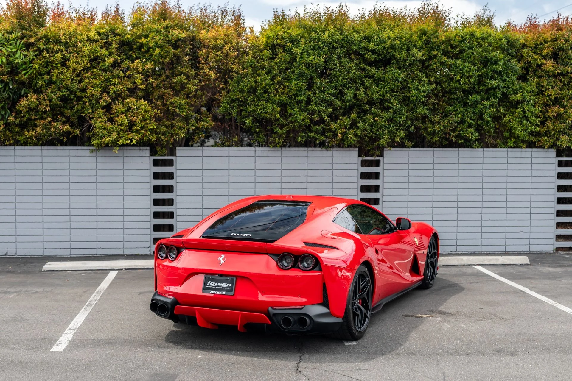 mph028_4162975582_Used_2019_Ferrari_812_Superfast_1744740802_1498d7d192