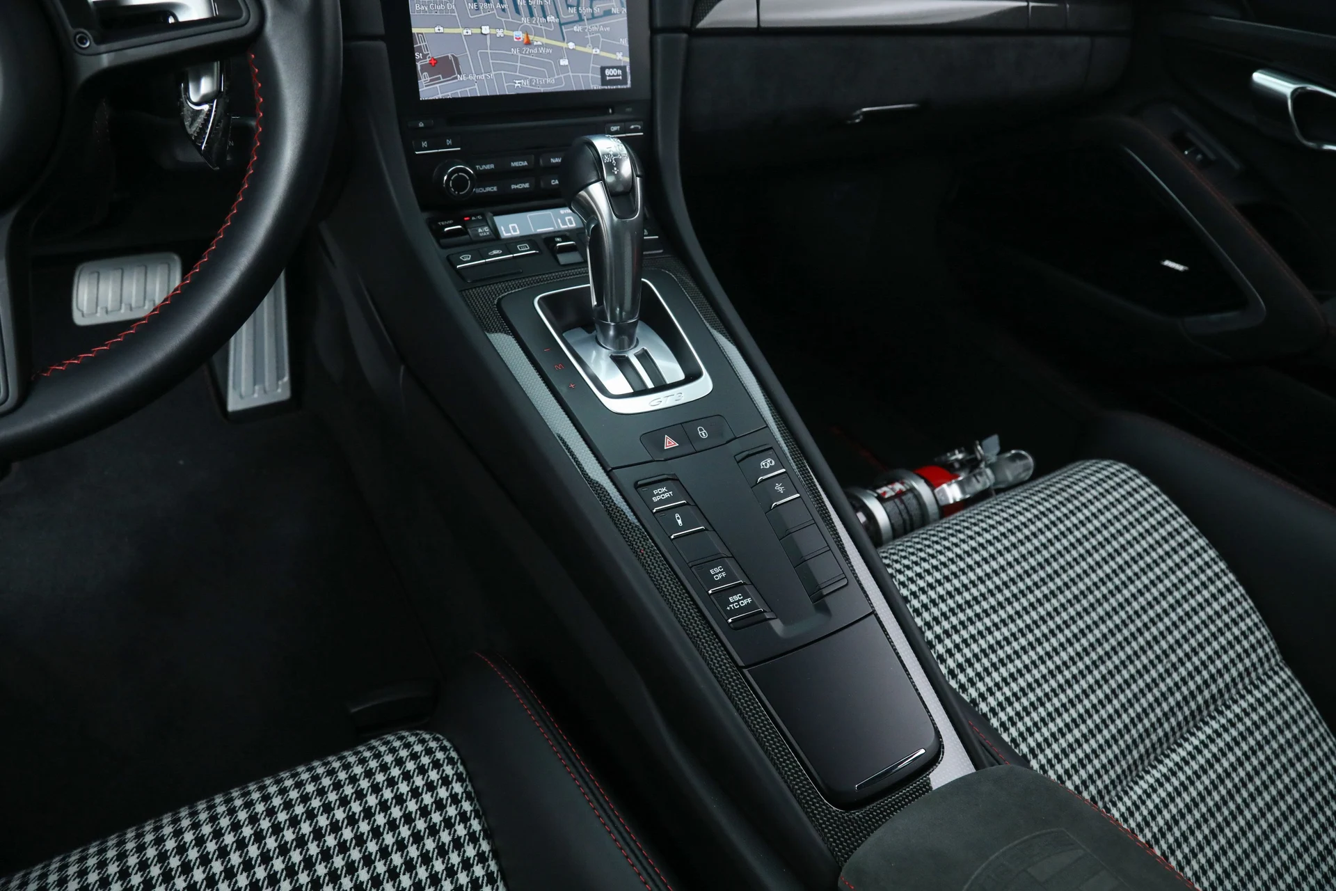 mph028_4172256009_defccb09fe53c1306d7cbfac19b7234f_ebdbc545d0