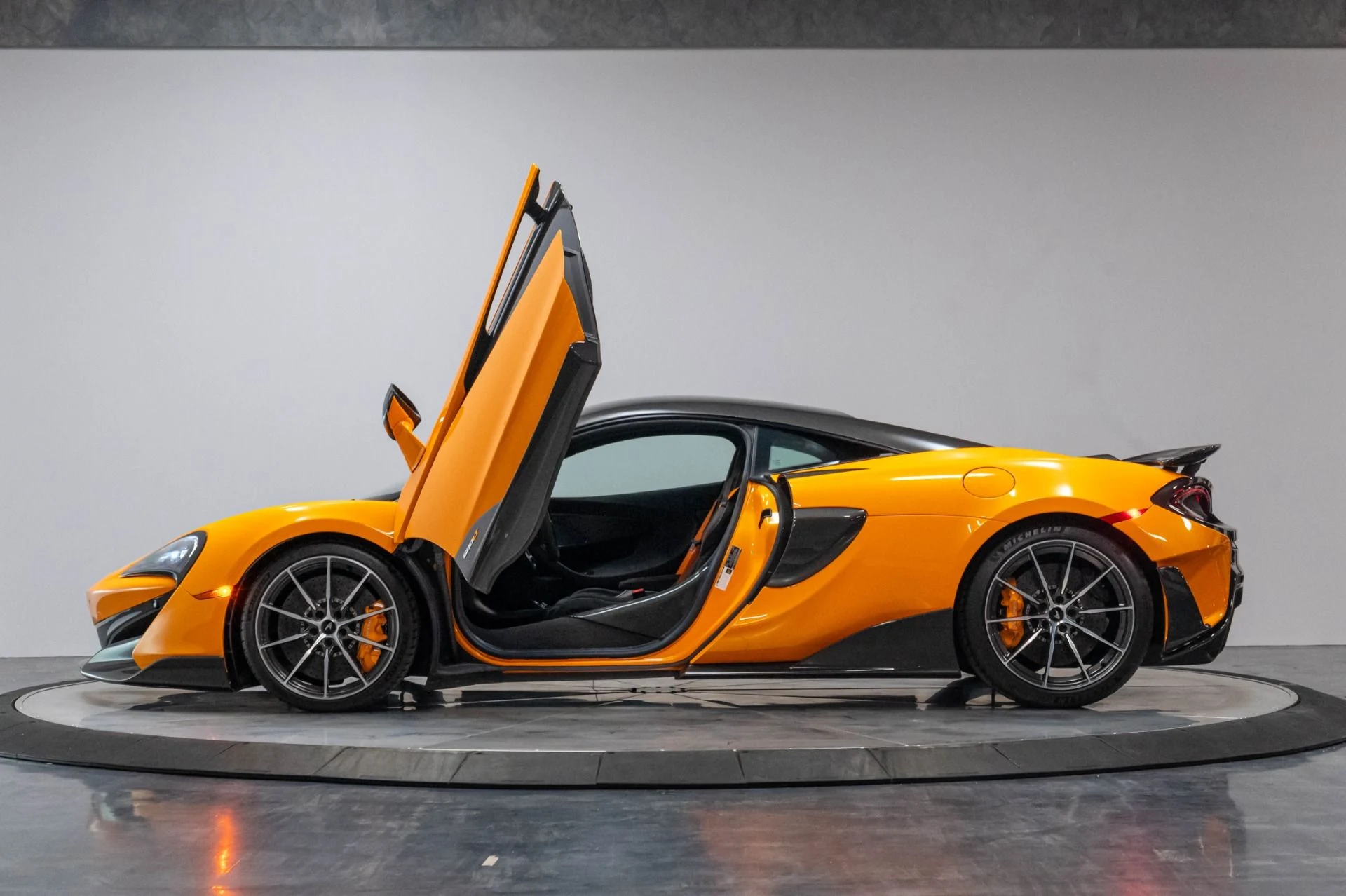 mph028_4173722374_Used_2019_Mc_Laren_600_LT_1787778604_d6e622cf22