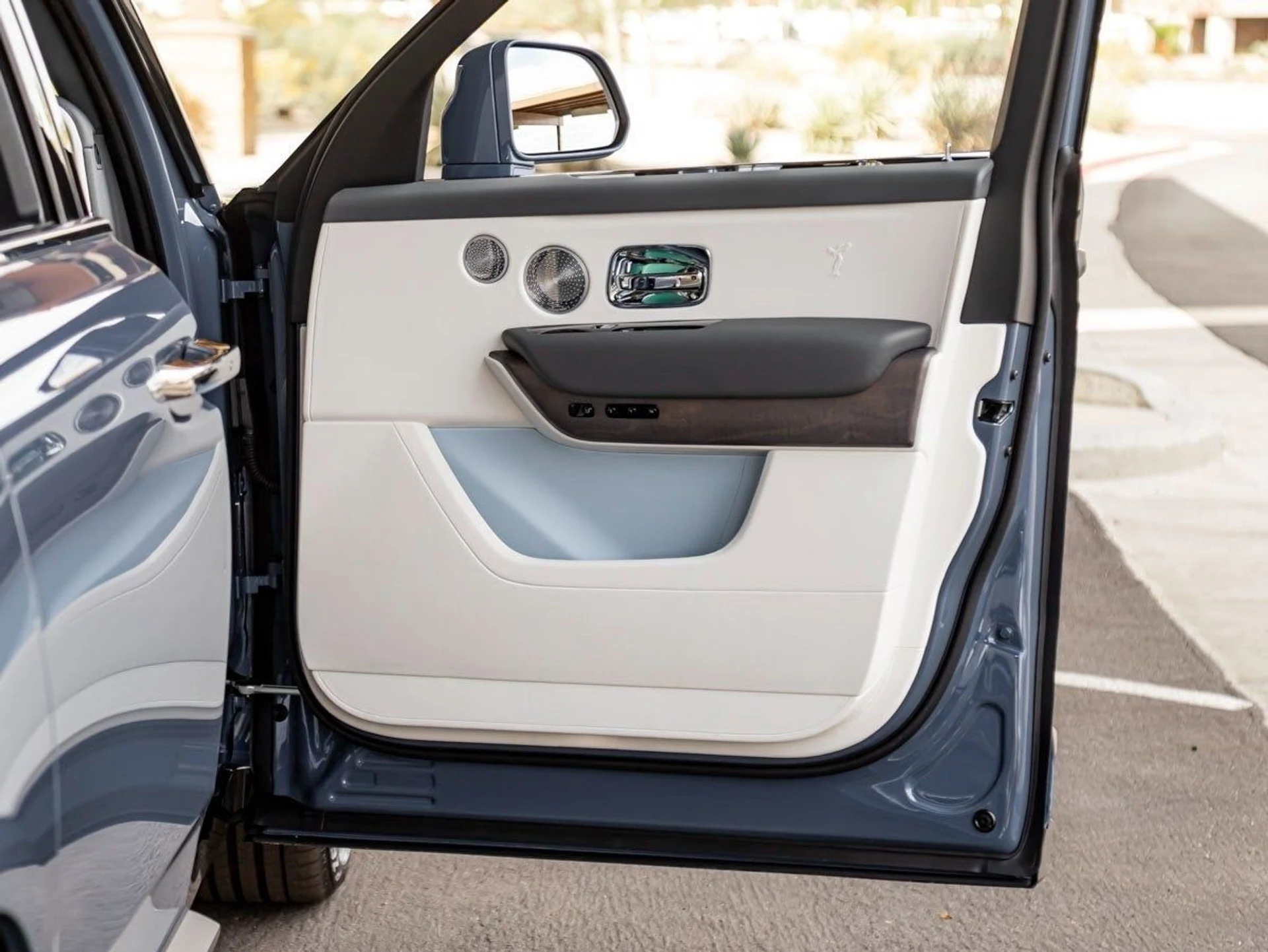 mph028_4174999648_29_a595508a96