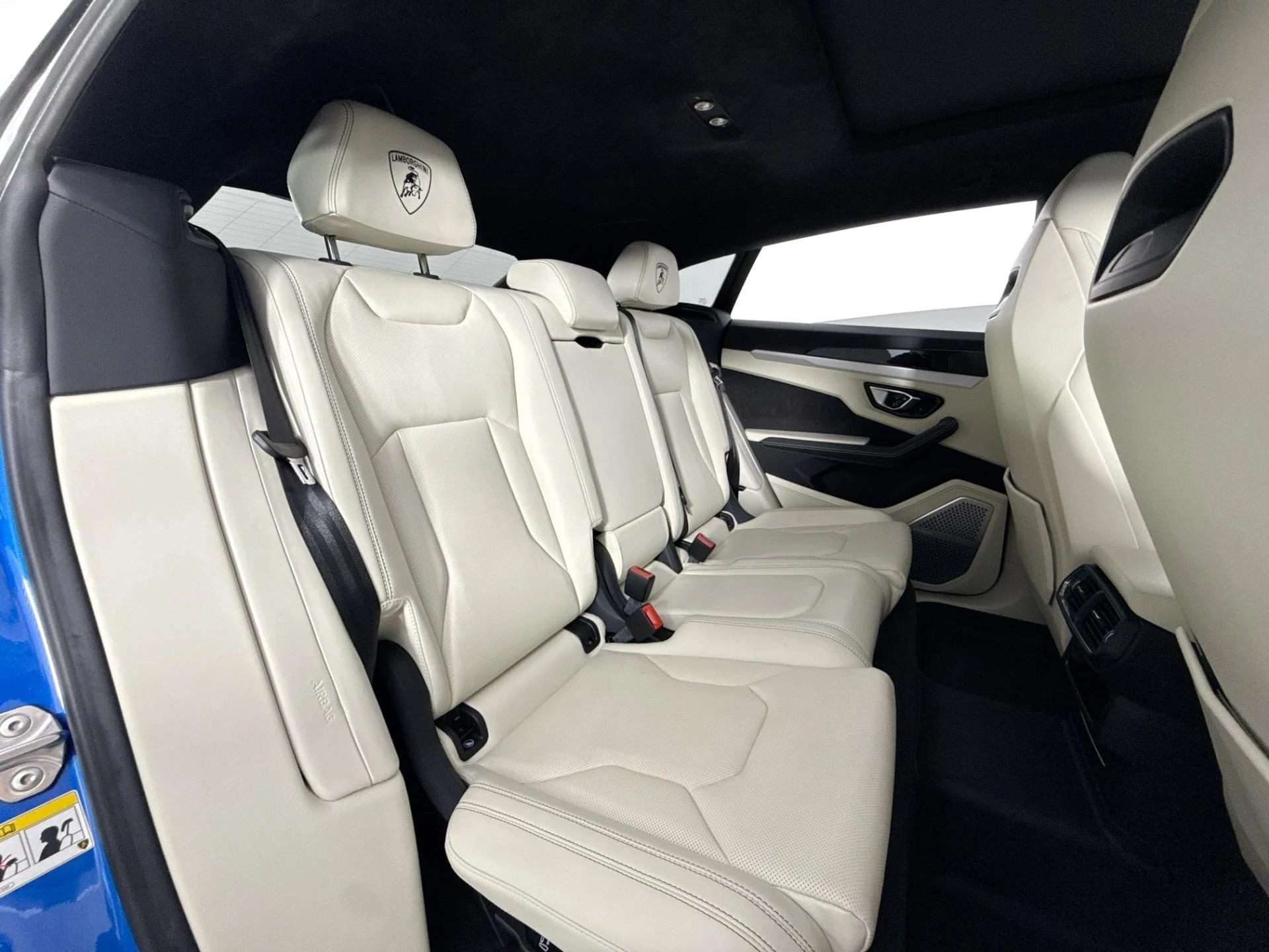 mph028_4175932037_Used_2021_Lamborghini_Urus_1783027575_f3a3be4fd5